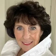 Headshot  of Penny Pascoe