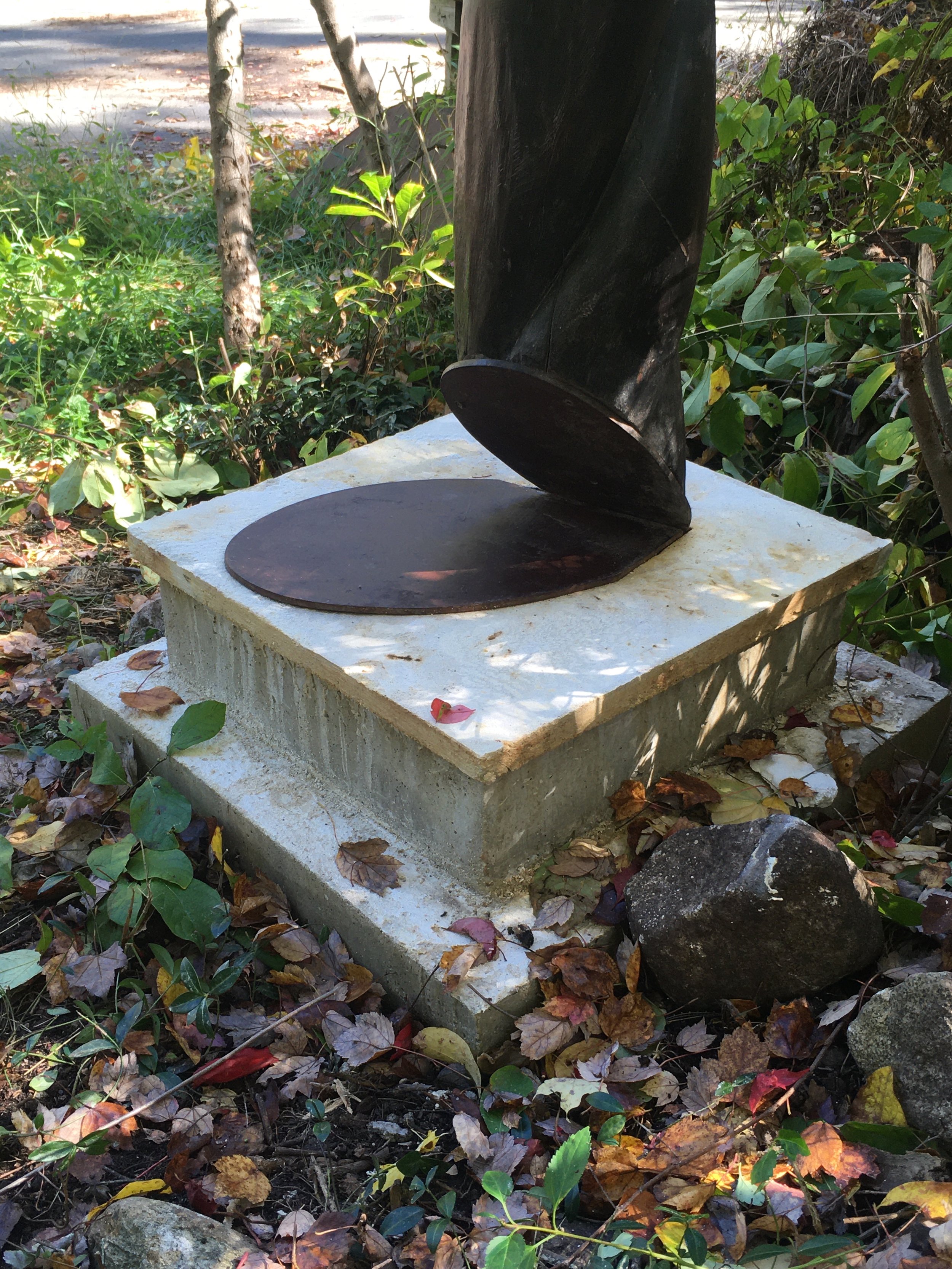 bill hochhausen modern abstract sculpture art geometric.jpeg