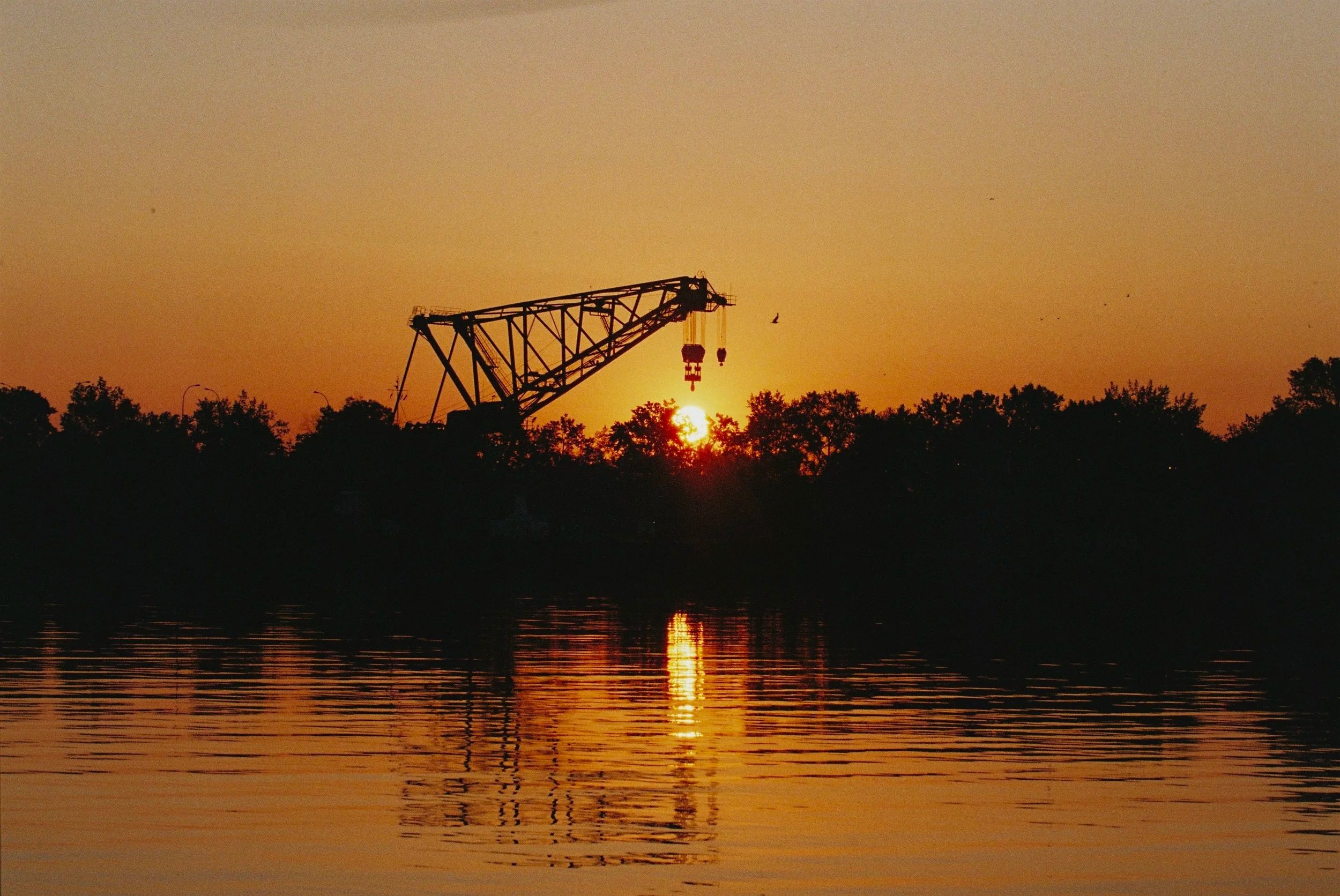 R1-04731-0035.jpg
