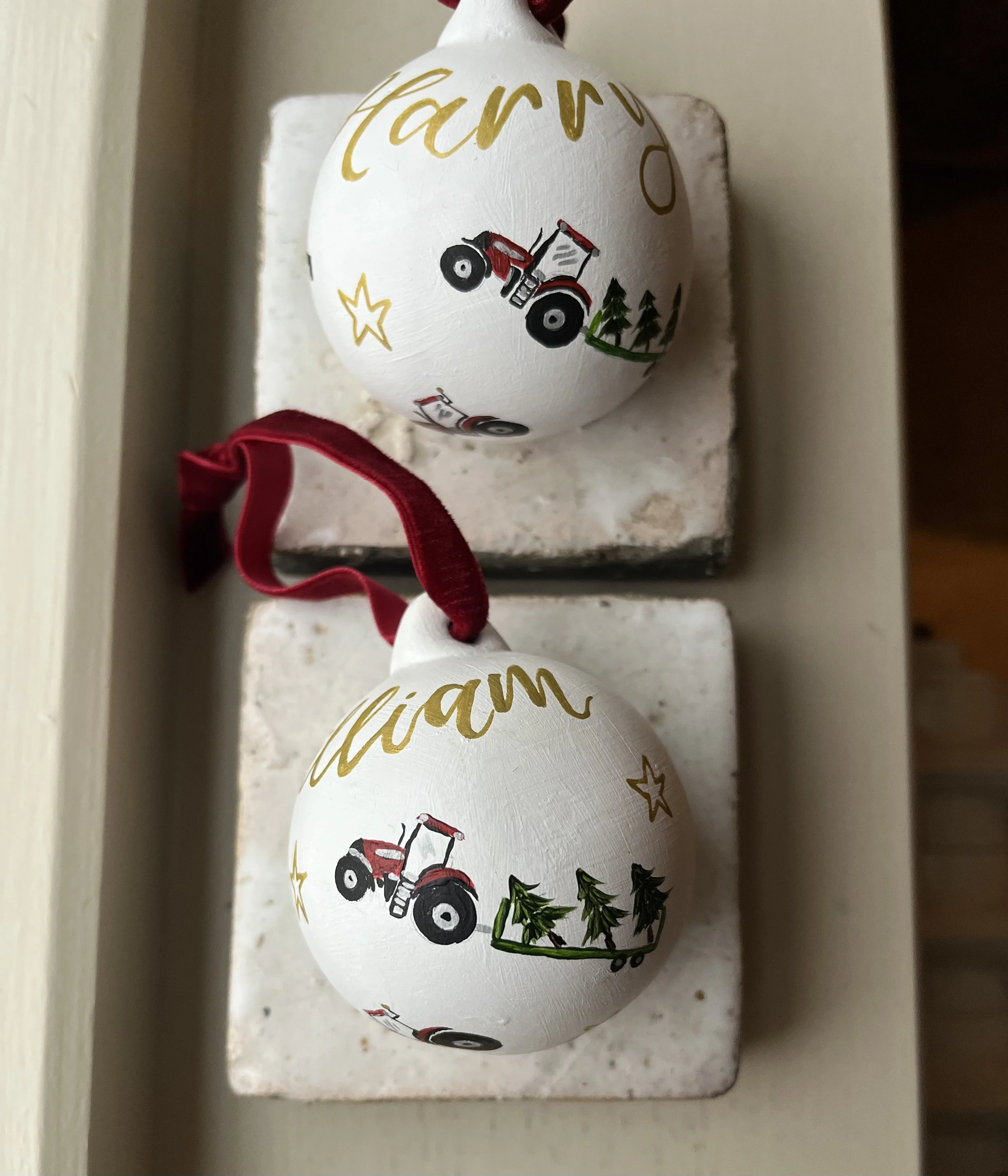 Tractor Bauble