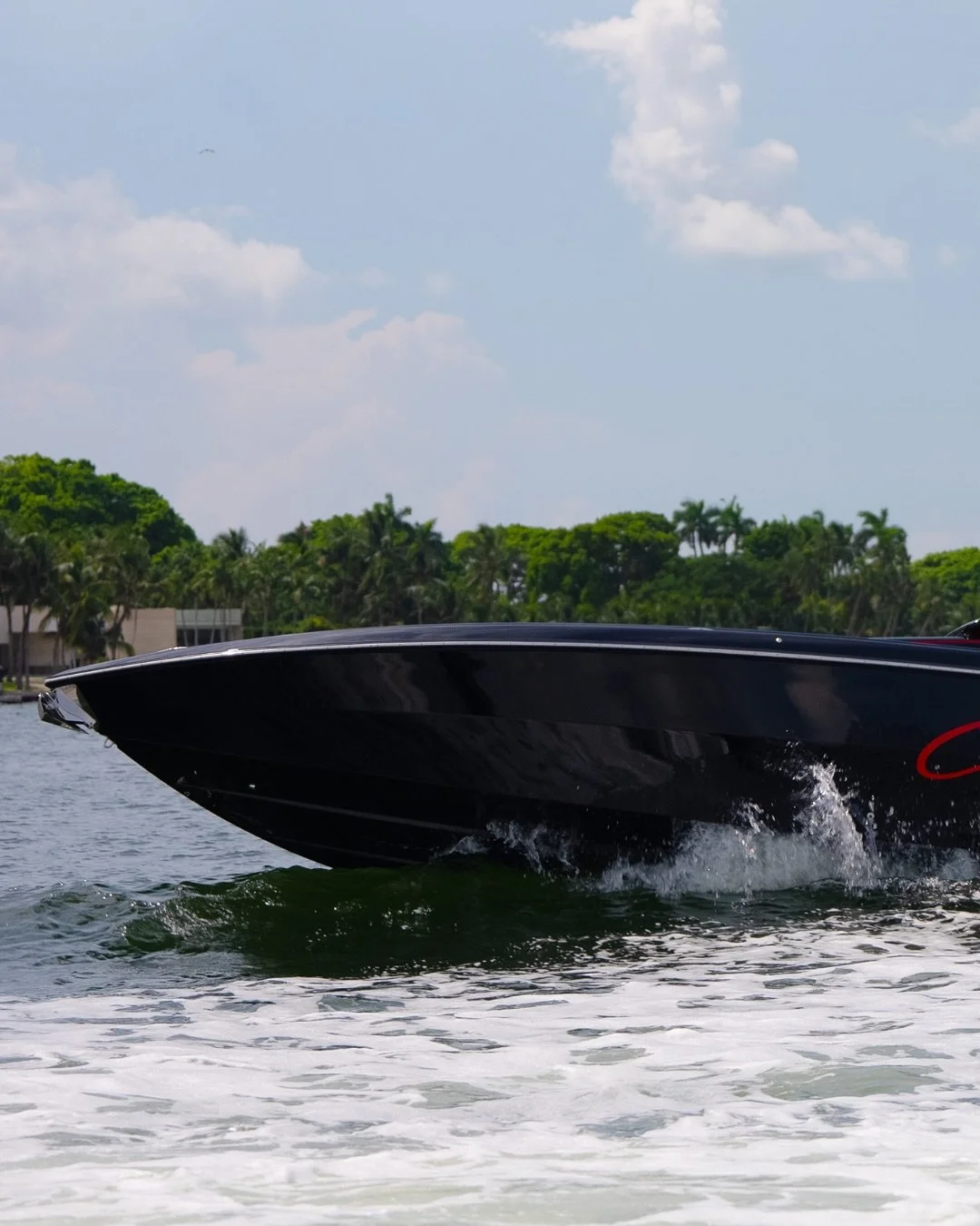 Blacked out and built to thrill. Perfect for luxury day boating, the 41&rsquo; Nighthawk features high-end amenities, advanced marine engineering, and sleek design, making it the ideal choice for boaters seeking power, prestige, and style on the wate