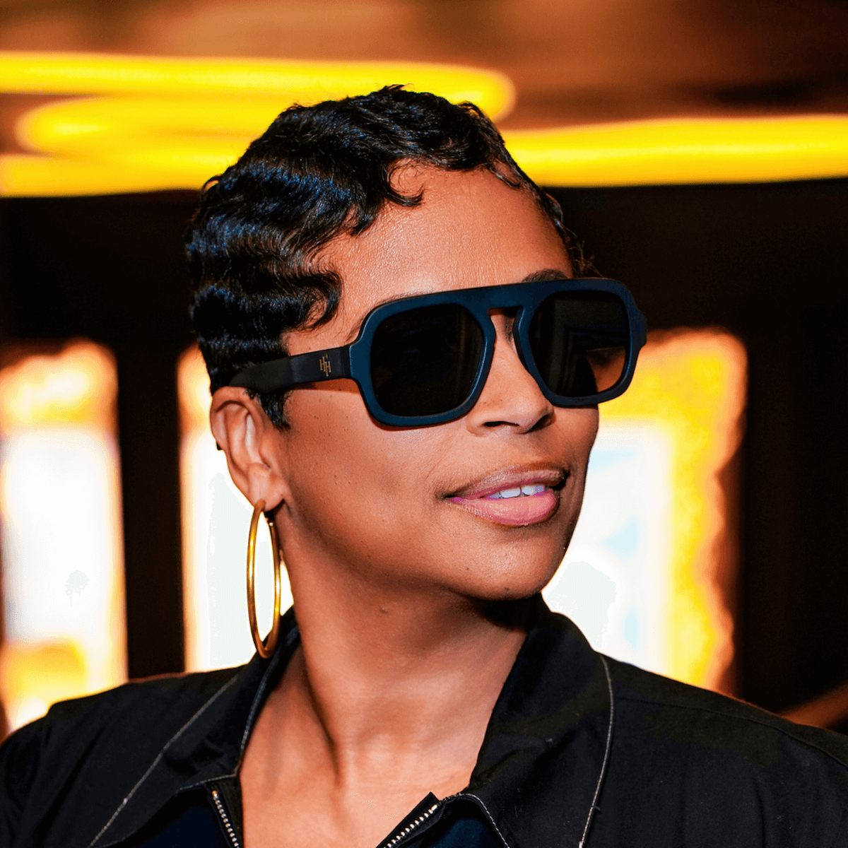 Copy of Copy of Striver_s Row Noir Female Model.png