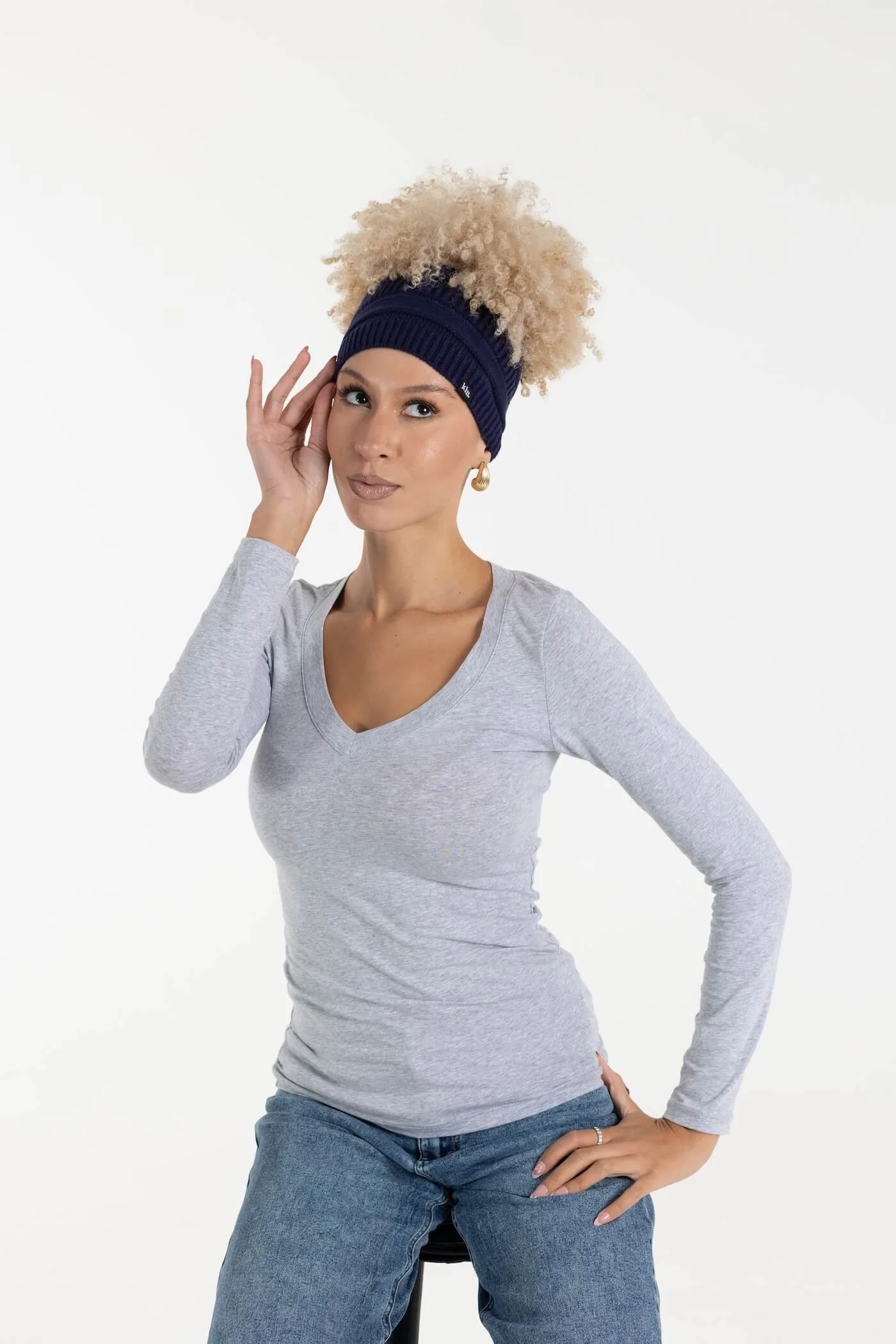 kin navy puff beanie.JPG