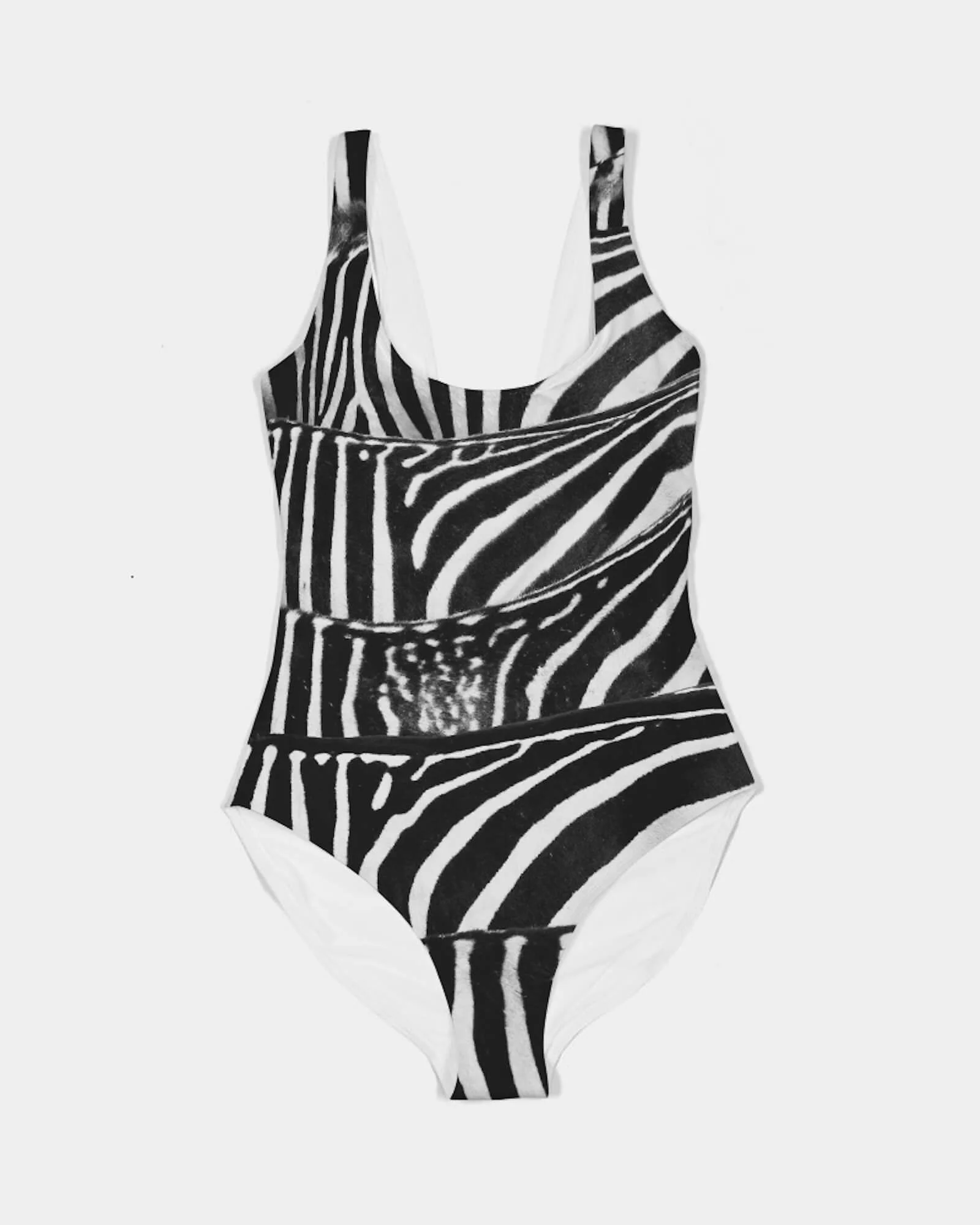 Avid-Swimsera zinae.jpg