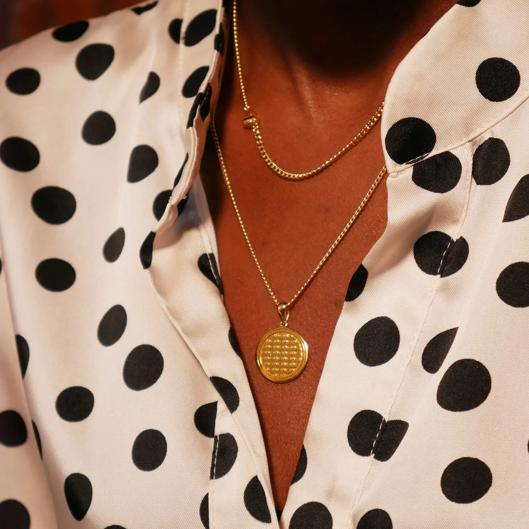Gwen Beloti Jewelry Necklace Pendant Gold 3.jpg