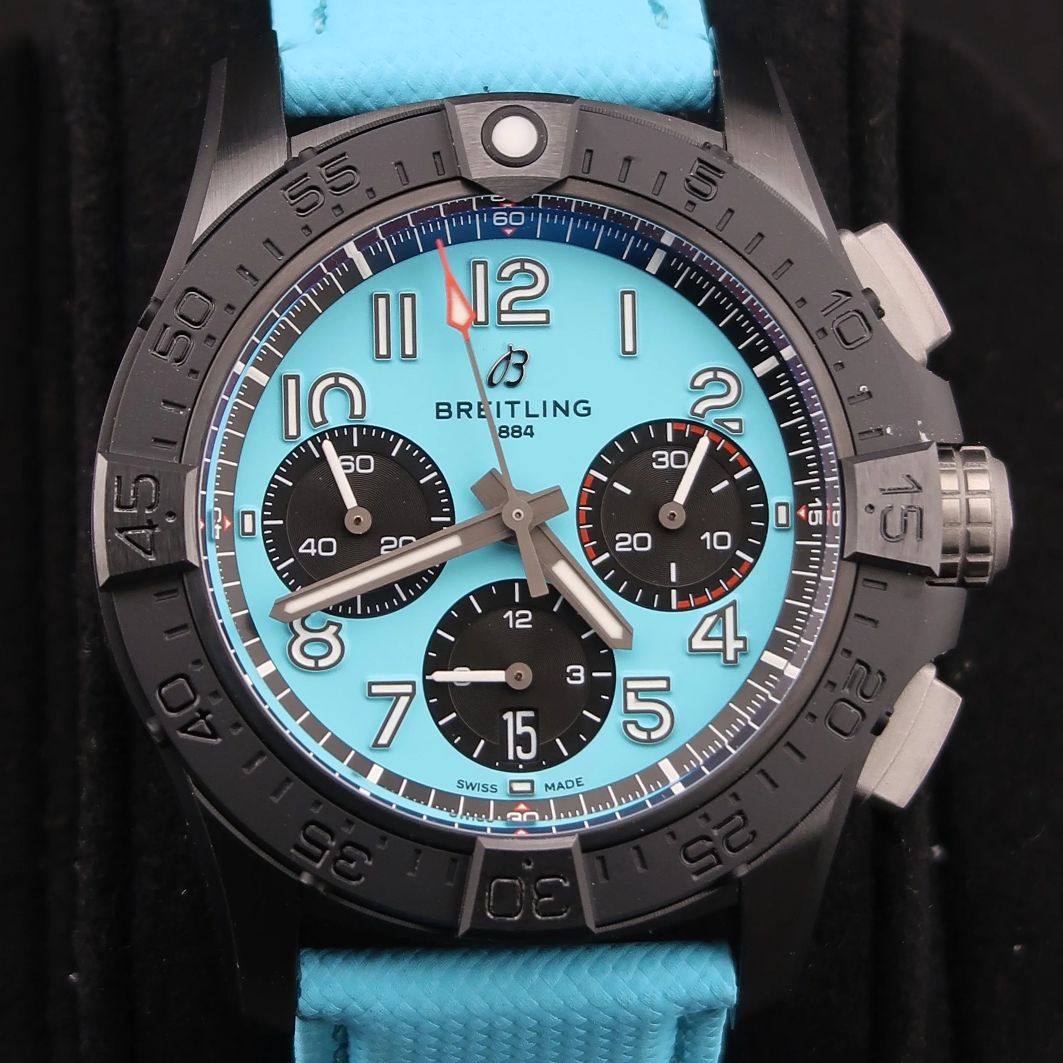 Breitling Avenger "Tiffany Blue" SB0146 2026 42MM