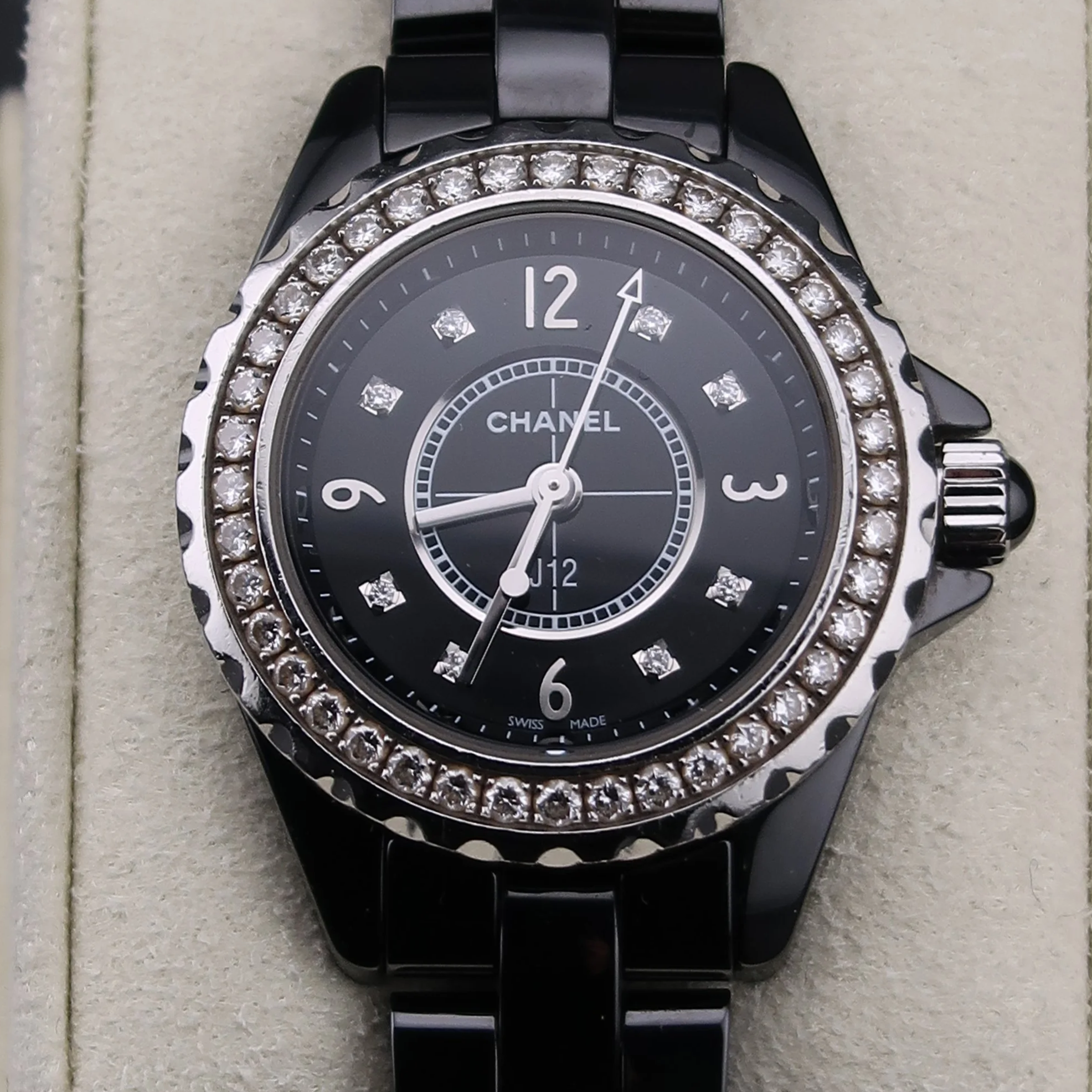 Chanel J12 H2571 2015 29MM