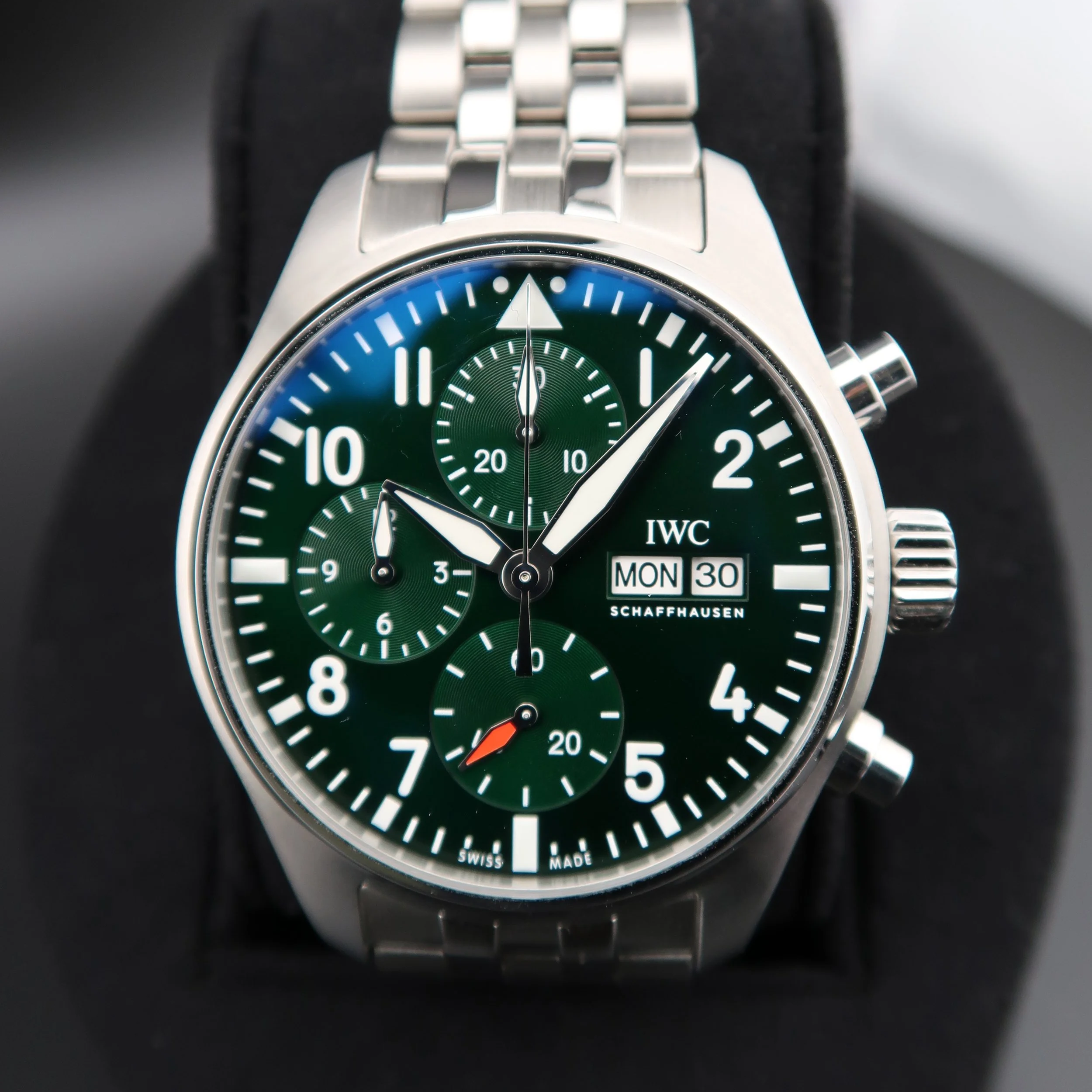 SOLD IWC Pilot Green IW388104 2022