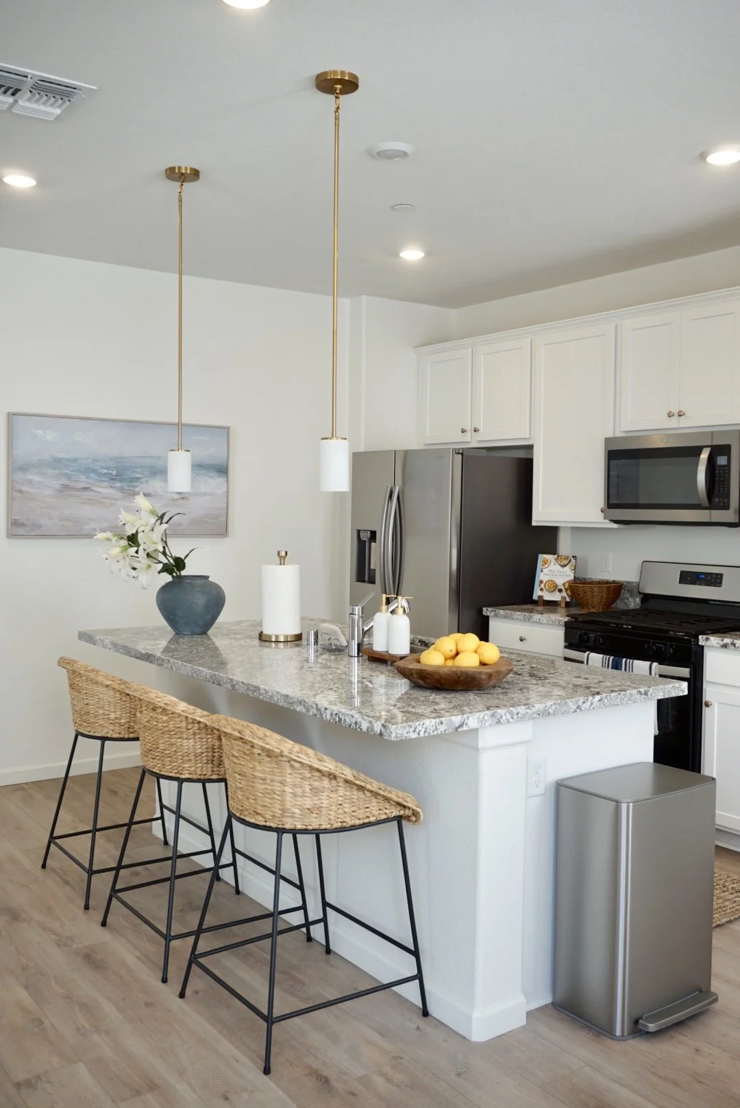Kitchen - Photo 1 (The Serene Space).JPG