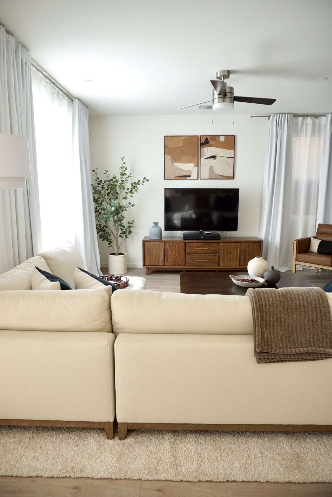 Living Room - Photo 10 (The Serene Space).JPG