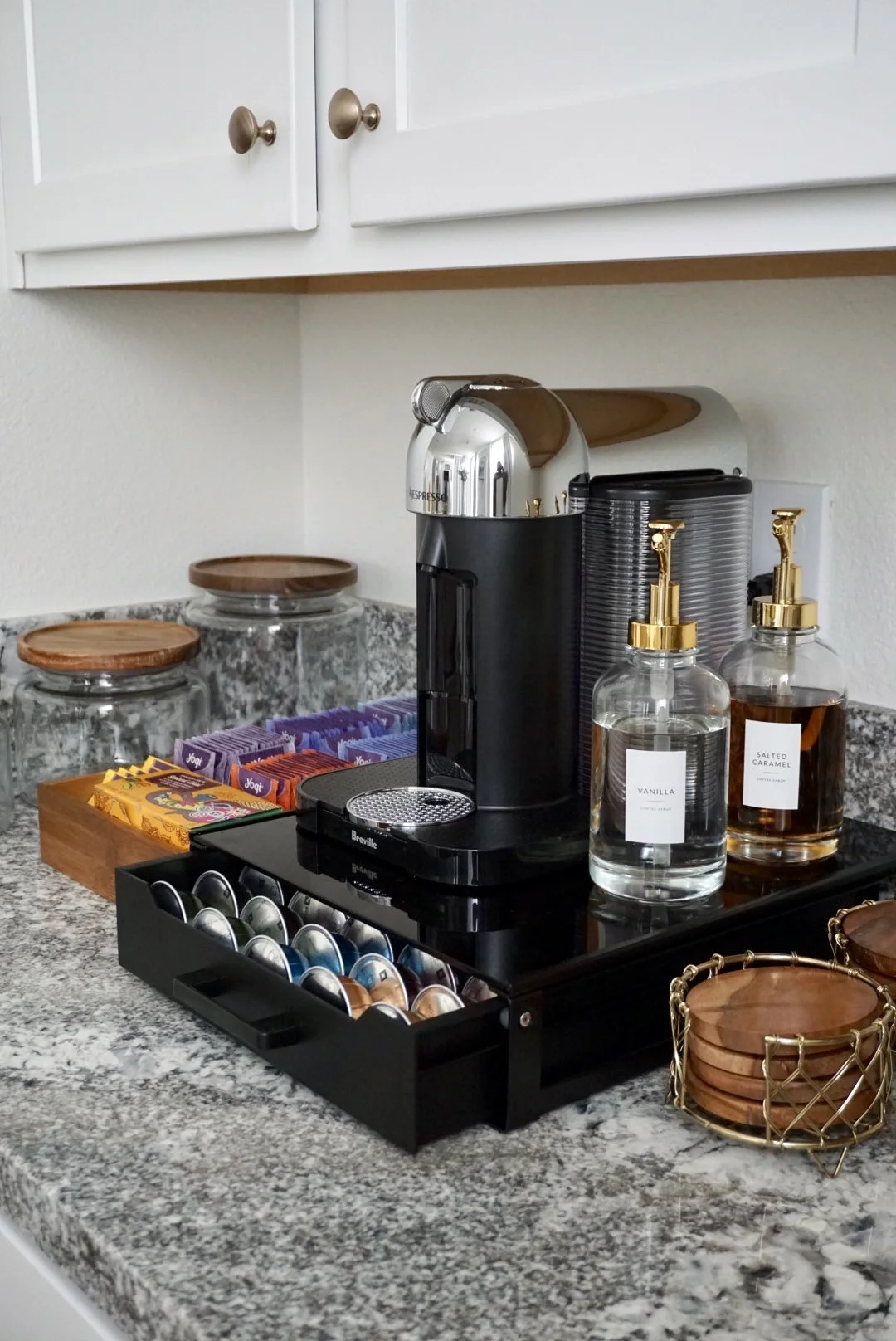 Kitchen Nook - Photo 5 (The Serene Space).JPG