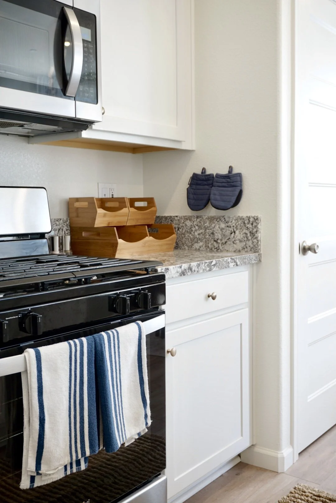 Kitchen - Photo 13 (The Serene Space).JPG