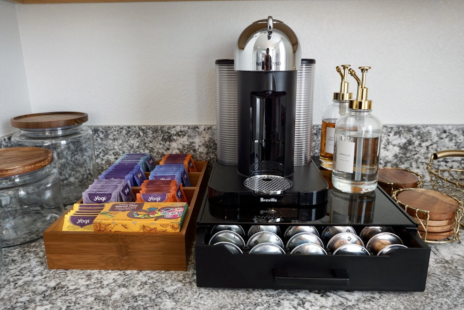 Kitchen Nook - Photo 3 (The Serene Space).JPG