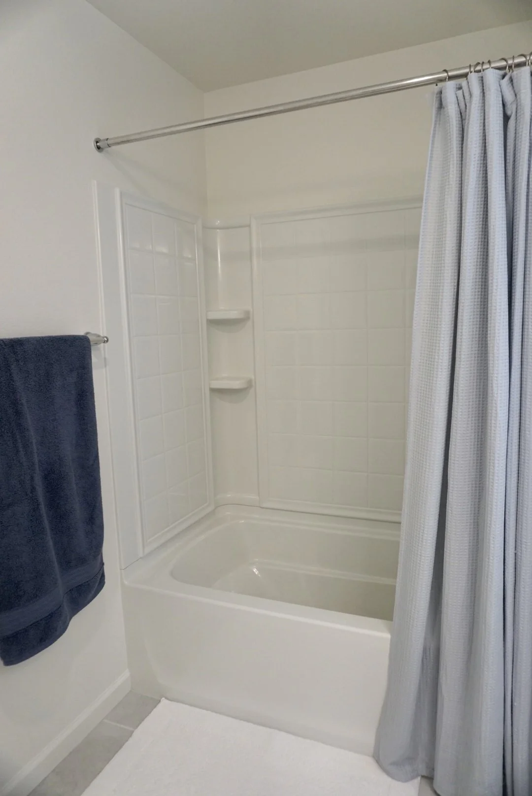 Secondary Bathroom - Photo 6 (The Serene Space).jpg