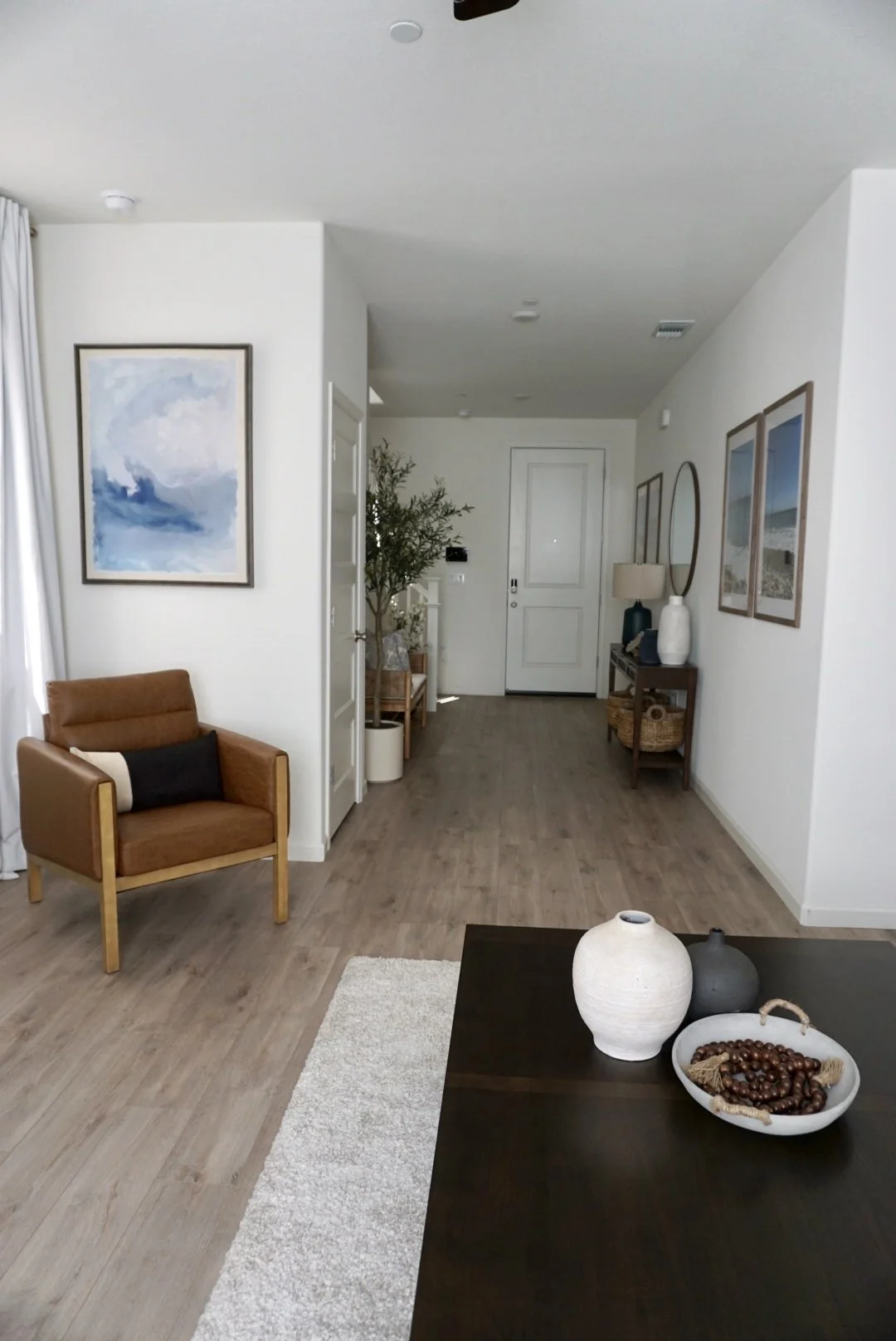 Entryway - Photo 7 (The Serene Space).JPG