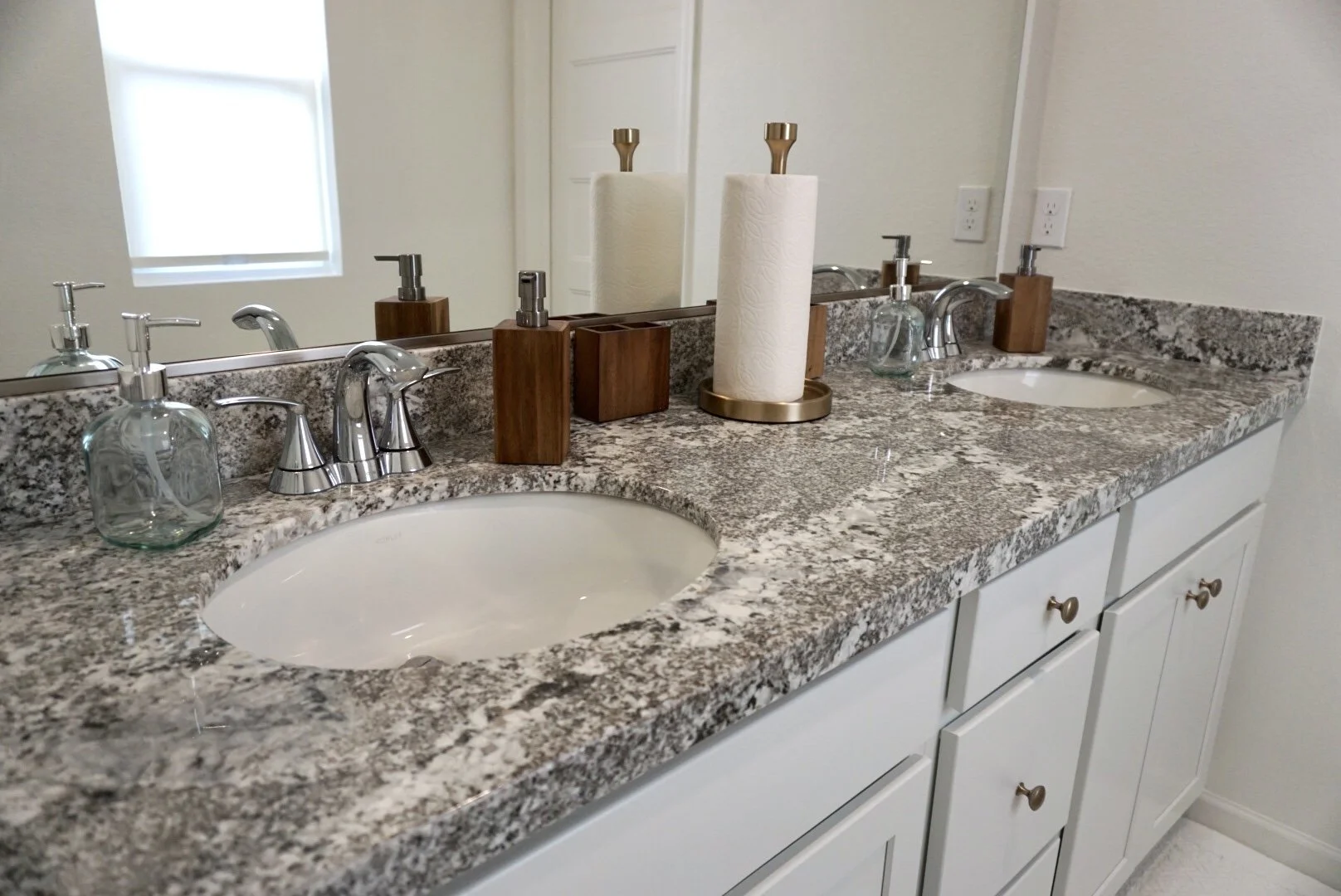 Primary Bathroom - Photo 7 (The Serene Space).JPG