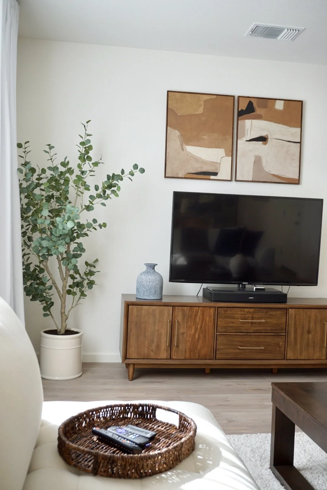 Living Room - Photo 19 (The Serene Space).JPG