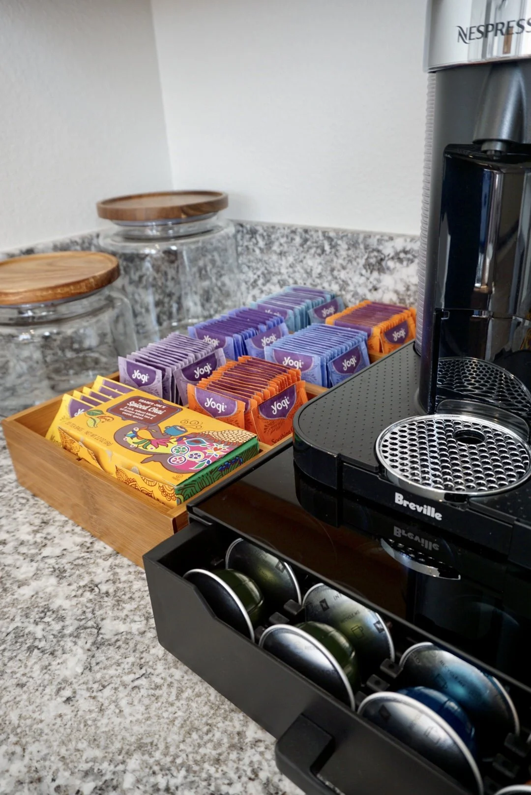 Kitchen Nook - Photo 6 (The Serene Space).JPG