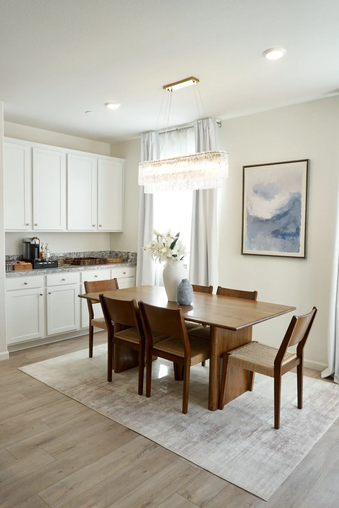 Kitchen Nook - Photo 12 (The Serene Space).JPG