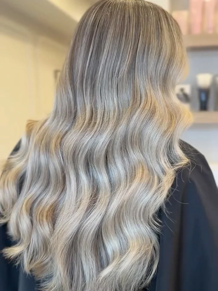 a very good blonde moment.

Cut + color by @beautybyashleywalls