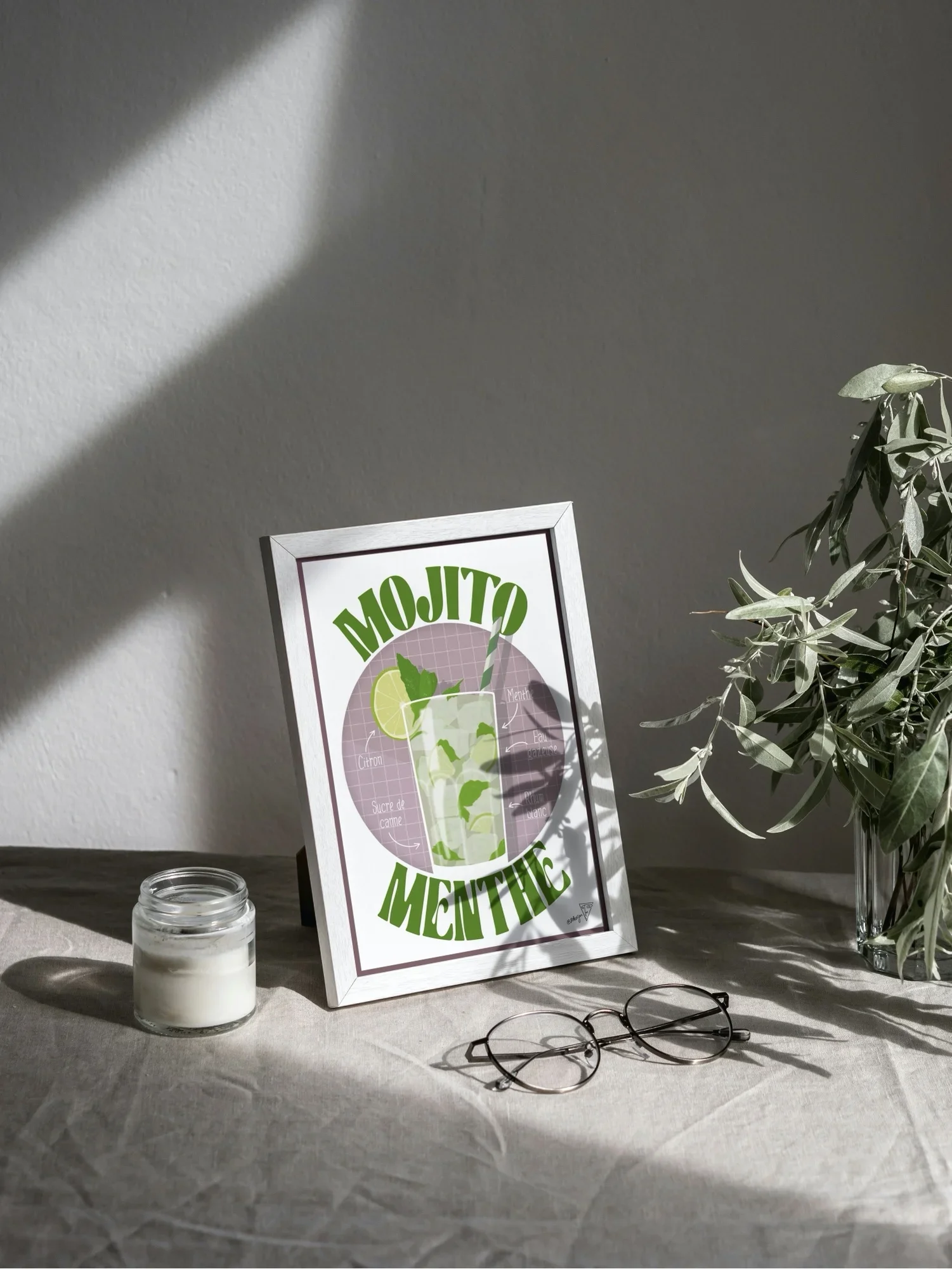Affiche cocktail Mojito Menthe, mise en situation dans un intérieur lumineux, style graphique SDesiGn