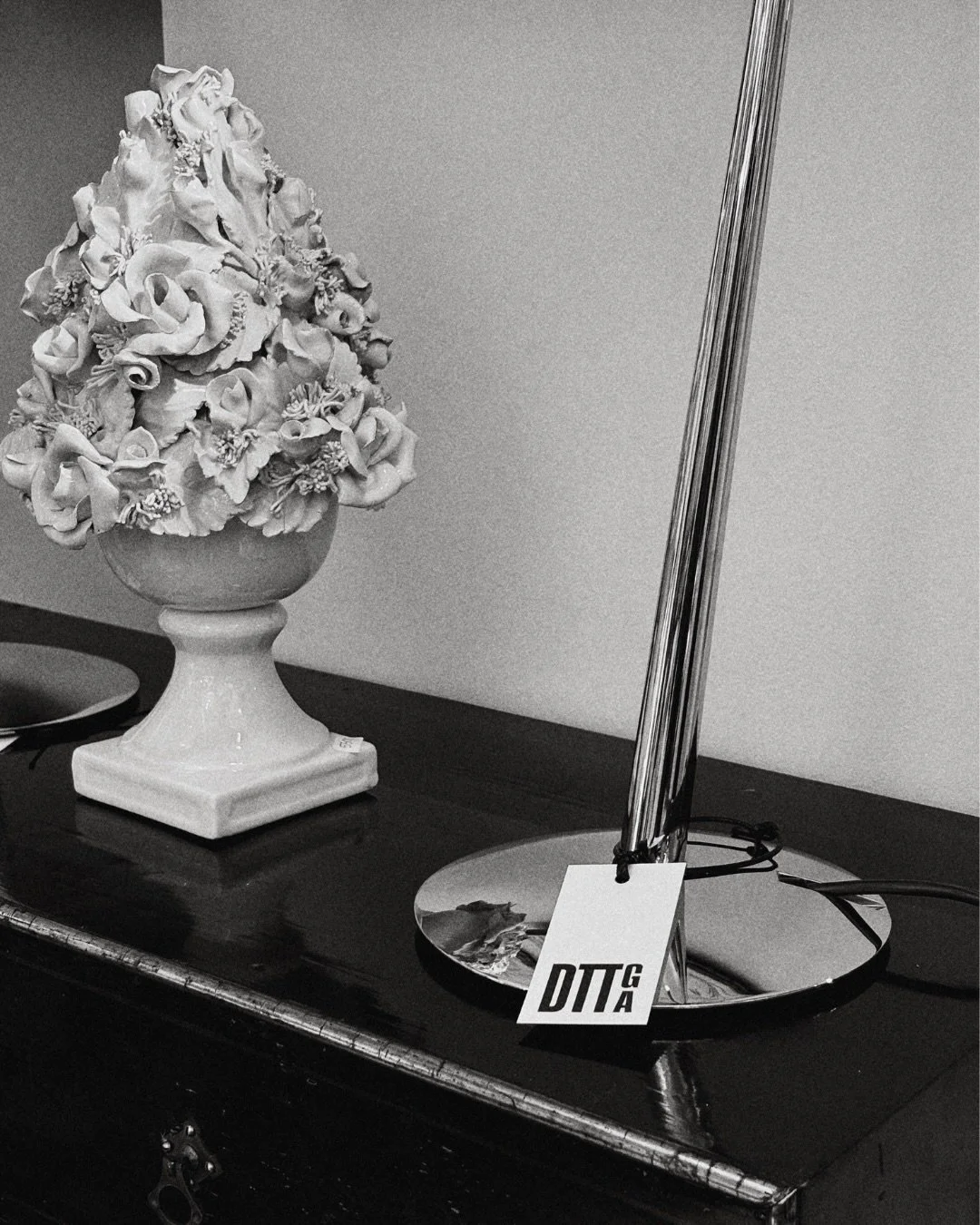 DITTEGA

Selecci&oacute;n de objetos con historia, con una mirada que reconoce el valor y la memoria de los objetos.

Curated in Madrid.
Piamonte, 18.

#design #interiordesign #dise&ntilde;o #dittega #salesas