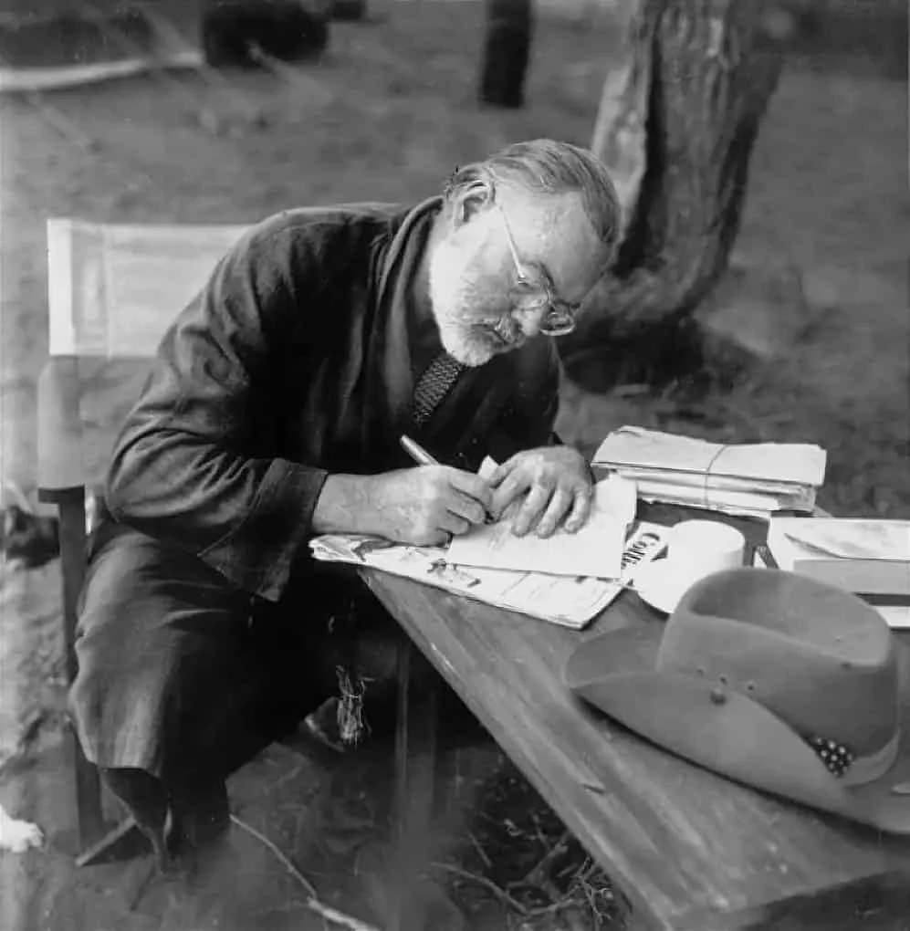 Why You Should Ditch the Keyboard and Pick Up a Pen: The Joys of Old-Fashioned Journaling