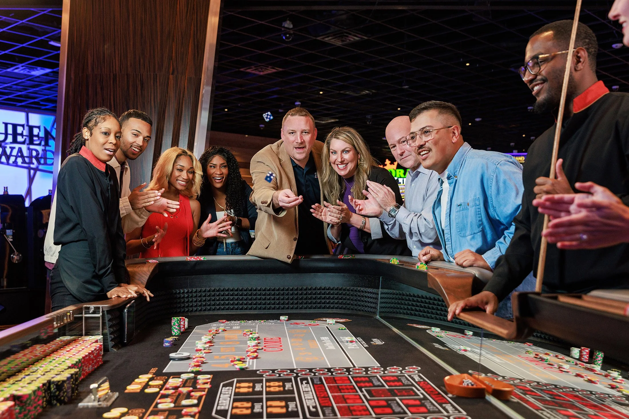 CRP--Casino-TheQueen_0001.jpg