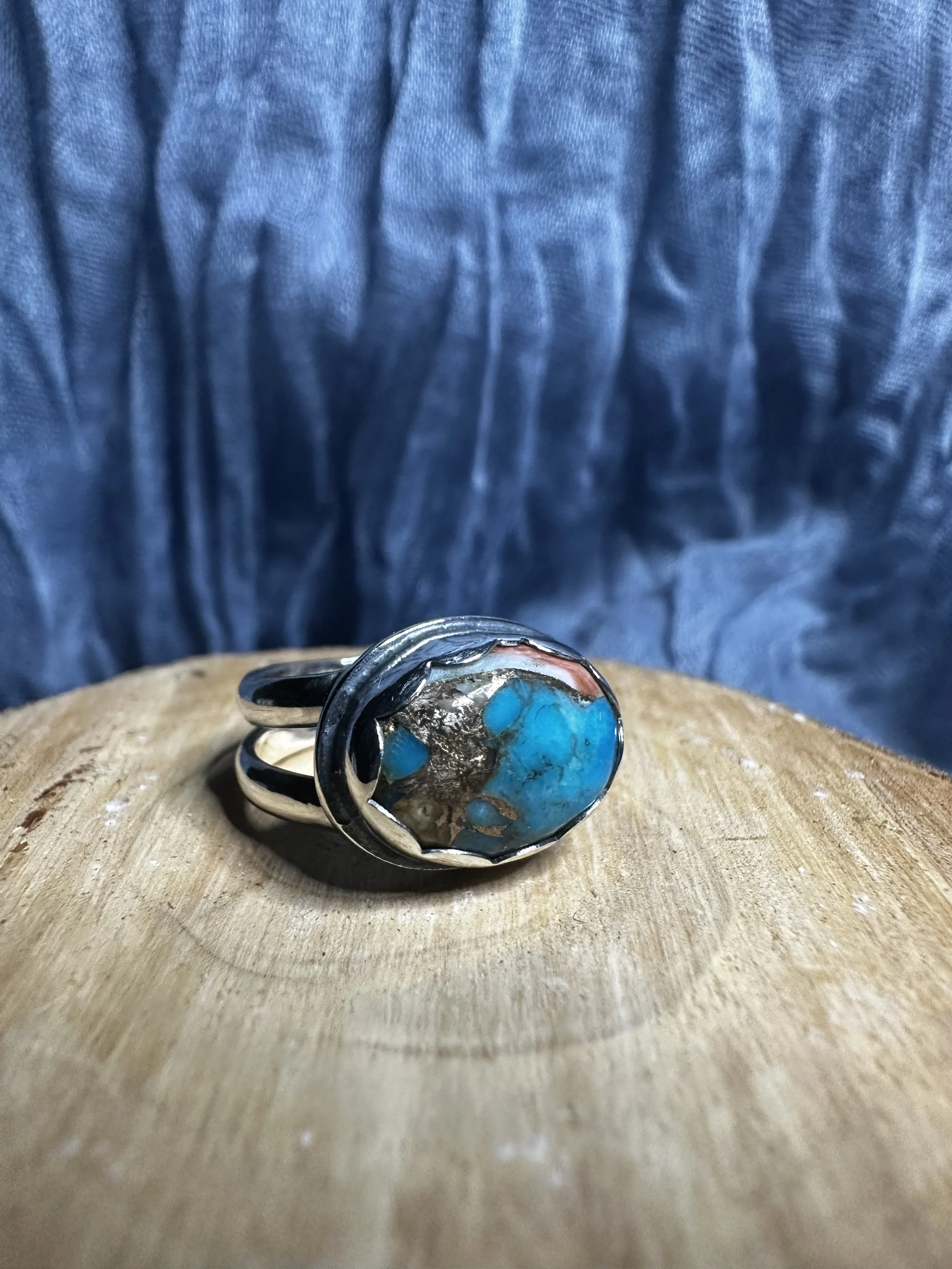 Turquoise and Spiny Oyster Ring - Size 5