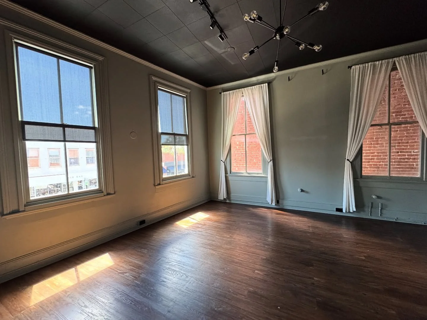 ✨ A New Chapter for Emily Scott Fine Art Photography ✨

I&rsquo;m beyond excited to share that I&rsquo;m opening a brand-new studio space on Bay Street in the heart of Beaufort, South Carolina! This light-filled space with soaring windows and Bay Str