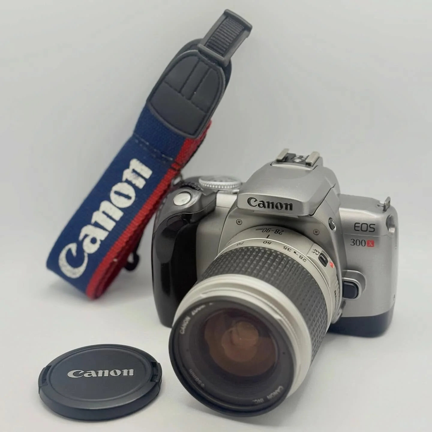 Last of the Line - Canon EOS 300X 

The Canon EOS 300X (released 2004) symbolises the last 35mm Production made sporting a large rear LCD display an a tiny 365g weight 📸