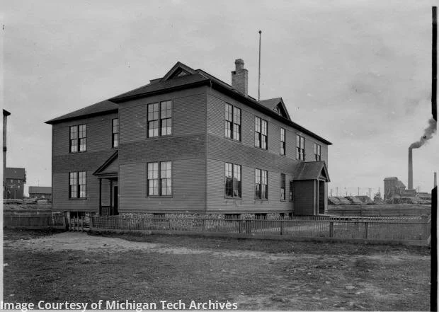 Lincoln School (Calumet)