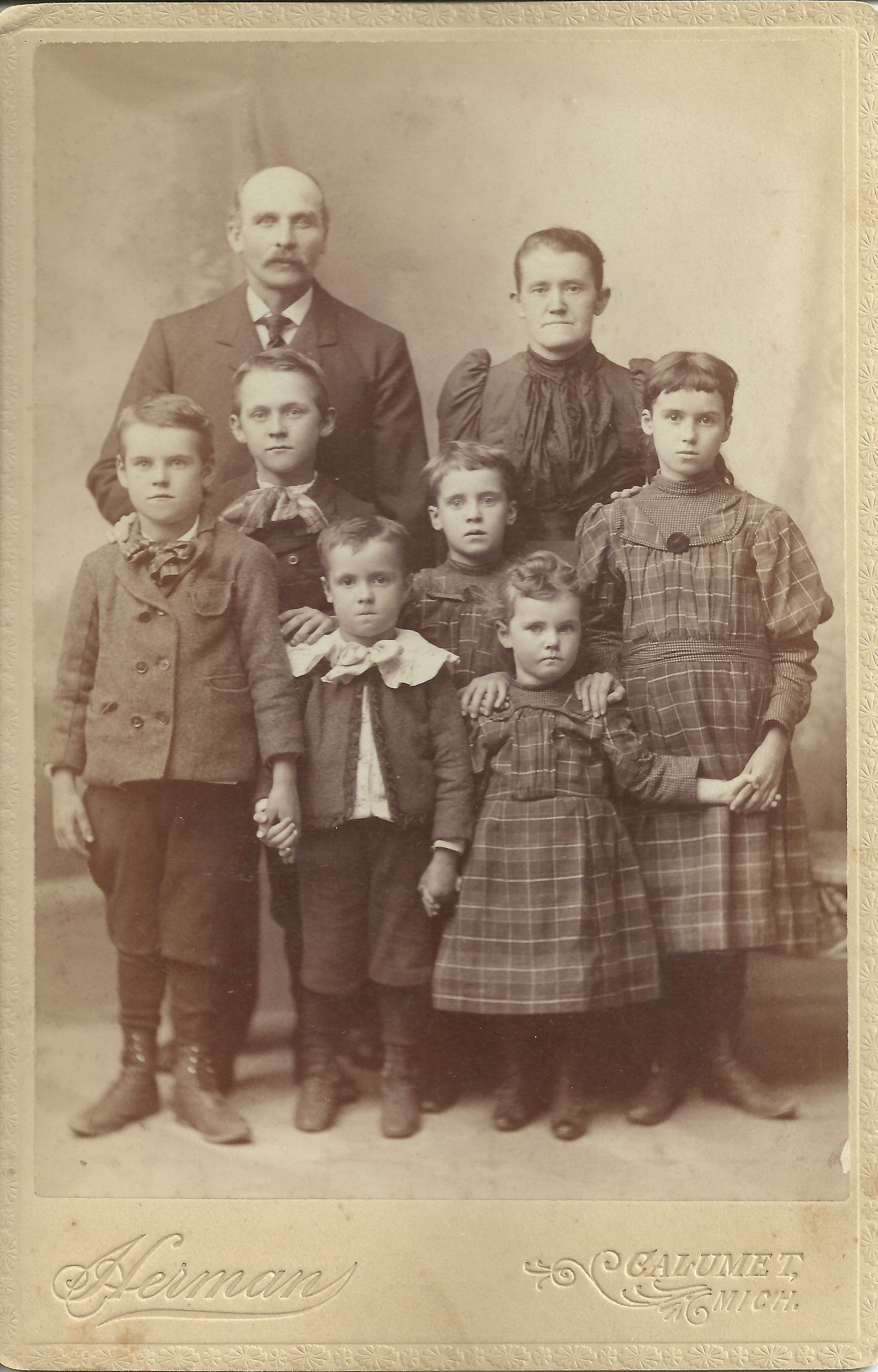 Long - Henry and Margaret Barth Long and family.jpg