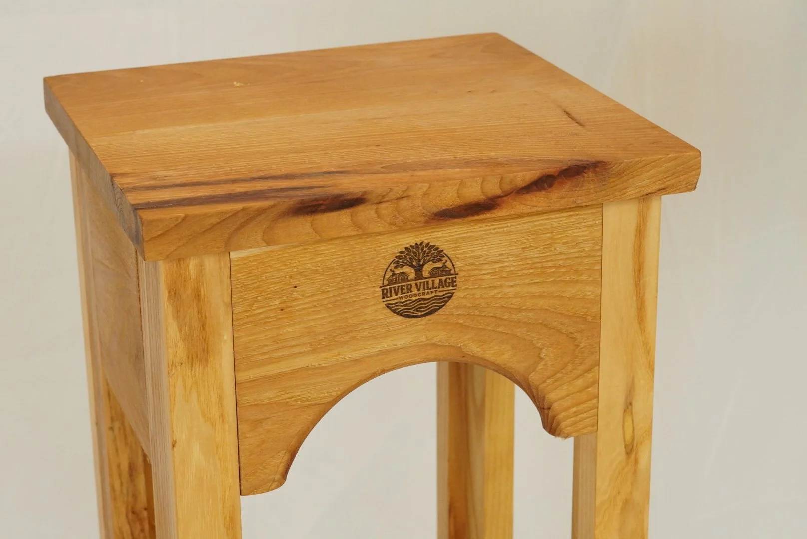 Slim Rustic Hickory Arch 3-Tier Display Table
