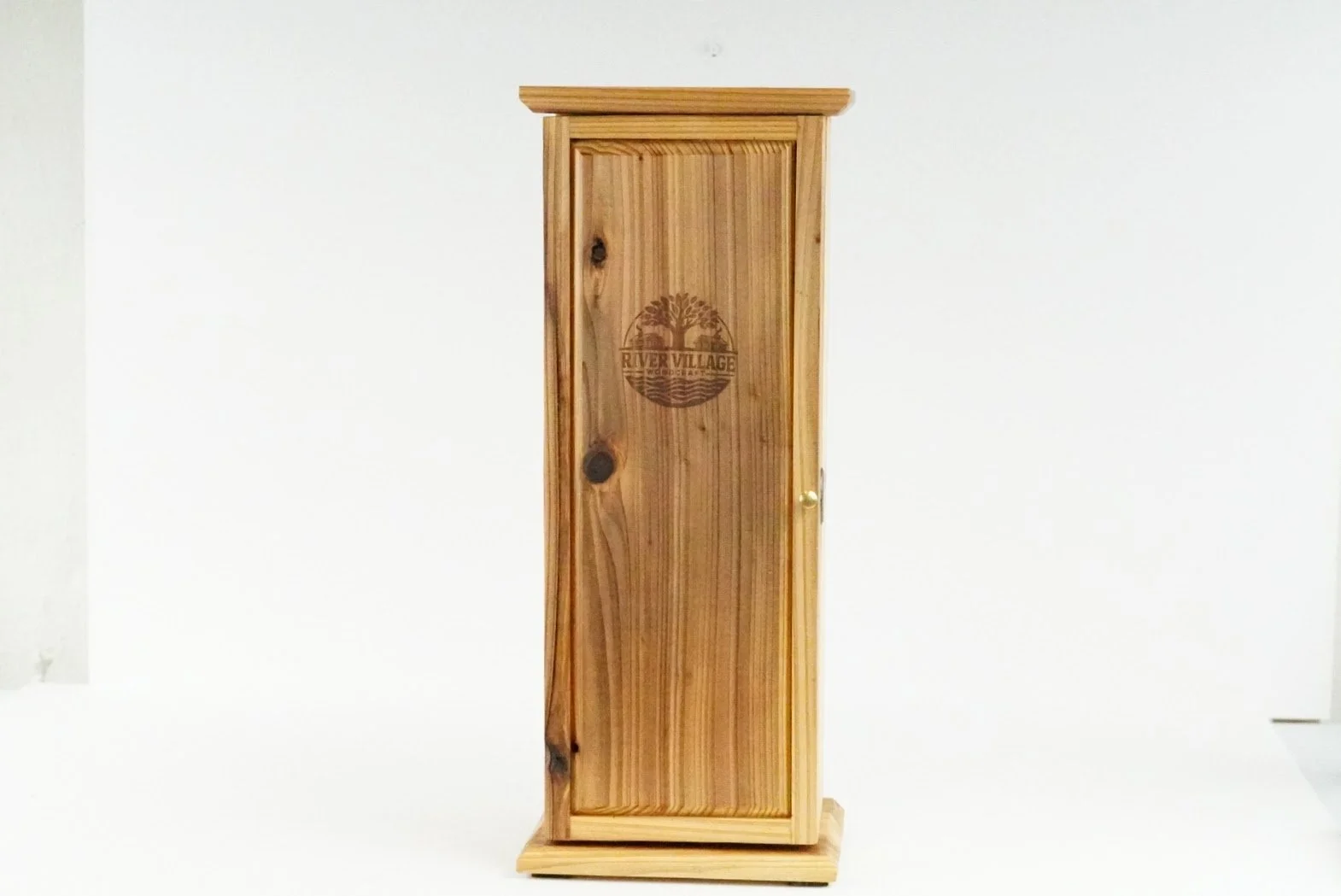 Vertical Locking Cedar Desktop Whiskey / Cigar Humidor