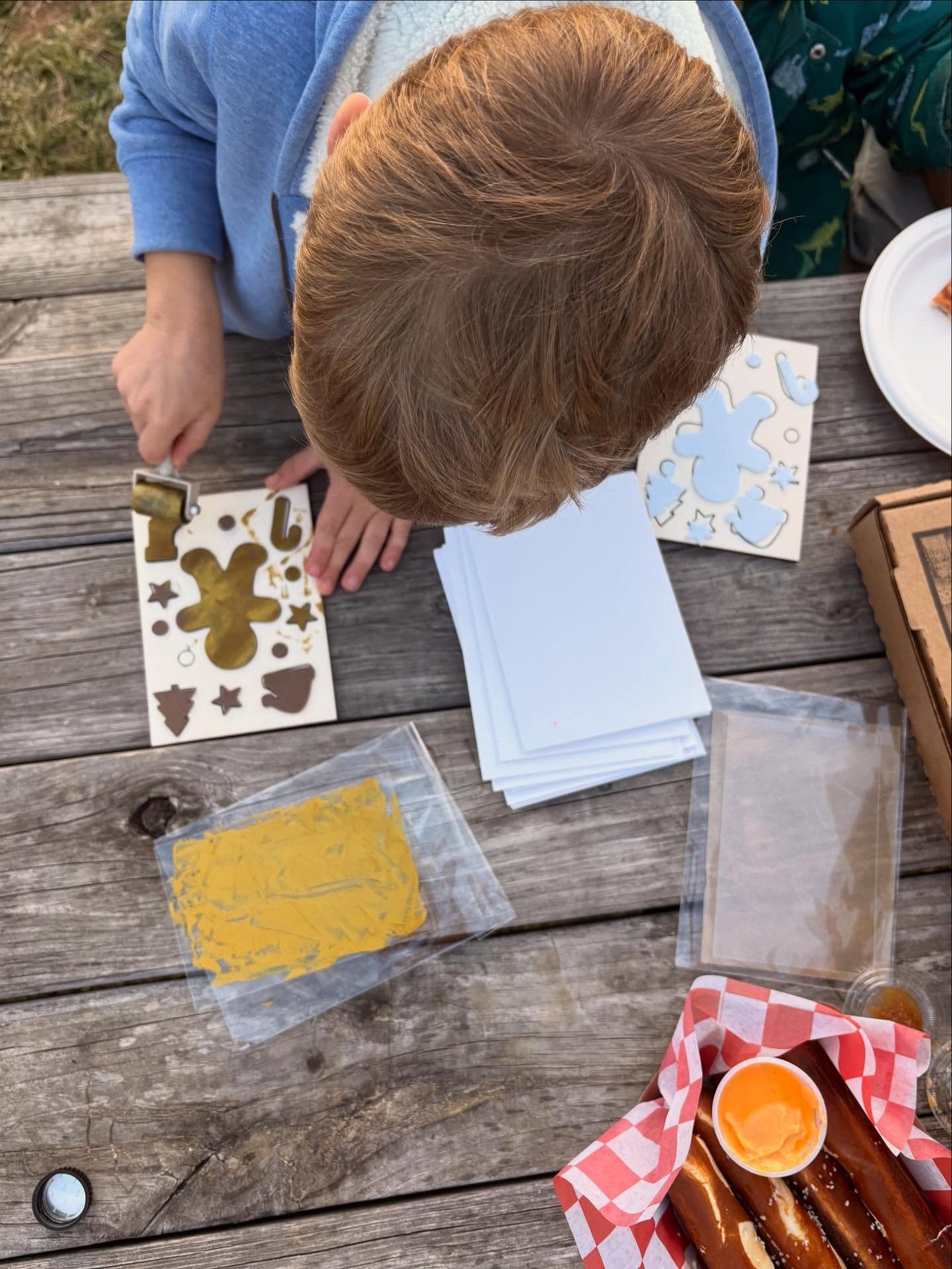 Crafts for the kids, craft beer for the grown-ups.

Our Holiday Card Printing Kit is designed for moments just like this &mdash; easy setup, creative play, and simple cleanup. 🍻✨ 

#KidsActivities #CraftyKids #DIYKids #ParentingTips #MomsOfInstagram