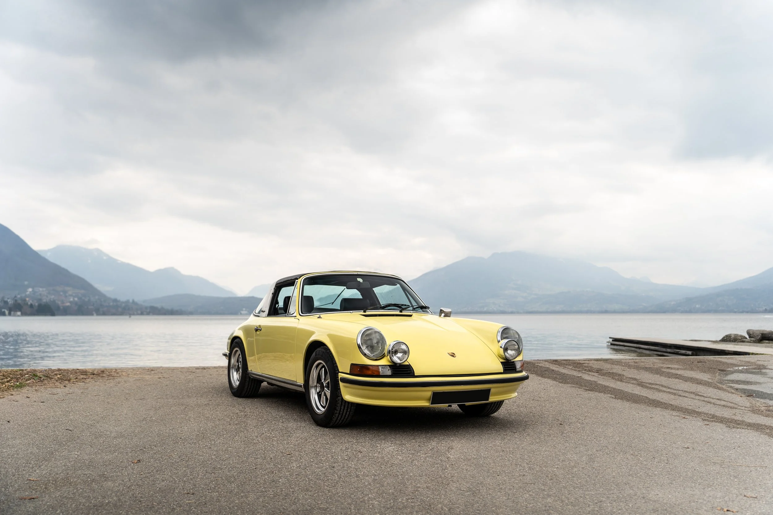 Porsche 911 2.4T TARGA (F) 1972