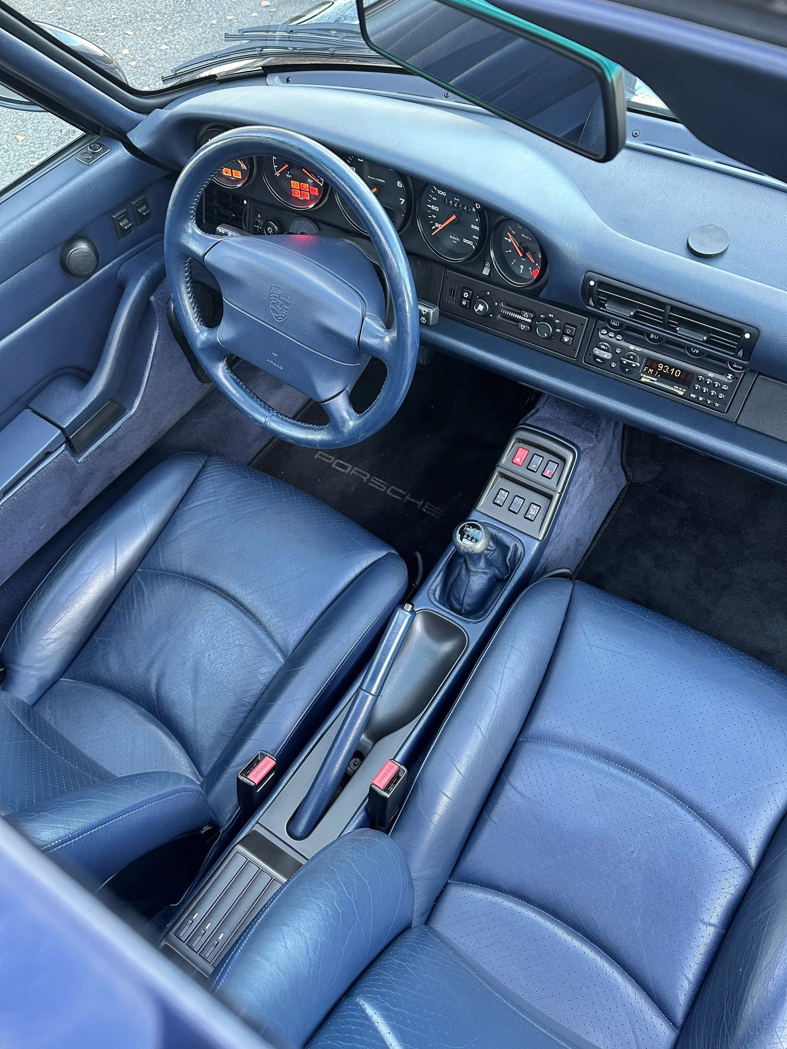 PORSCHE 993 CARRERA 2