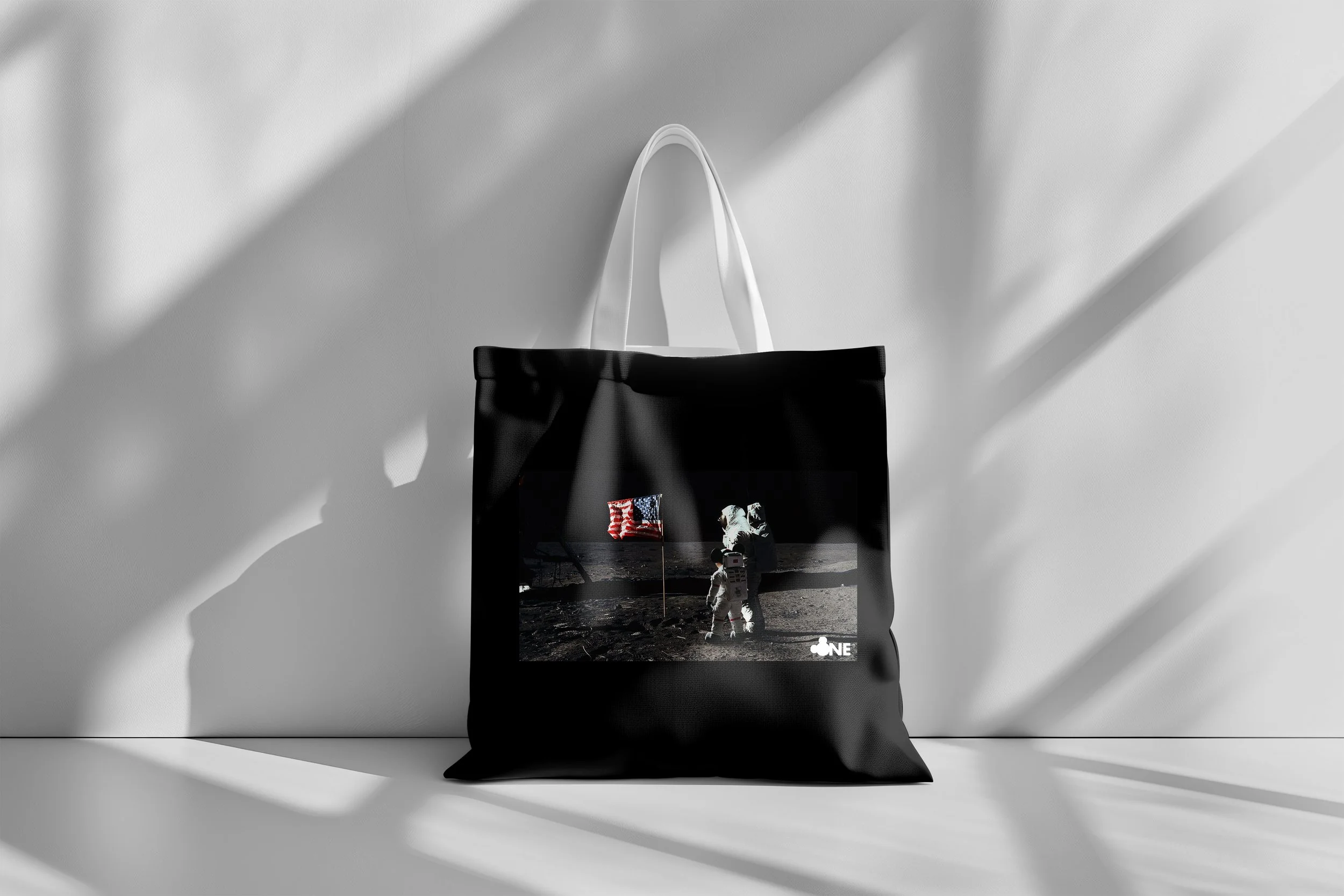 Mickey_100_Tote_v2.jpg