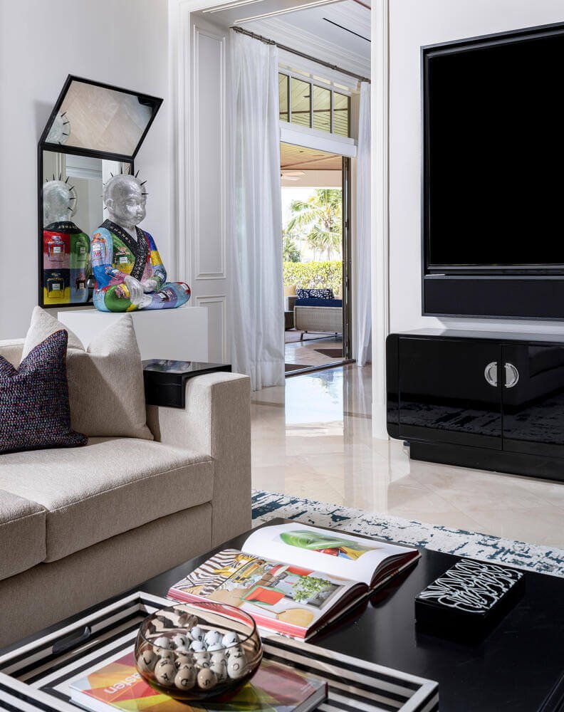 Contemporary_Quarters_3.jpg