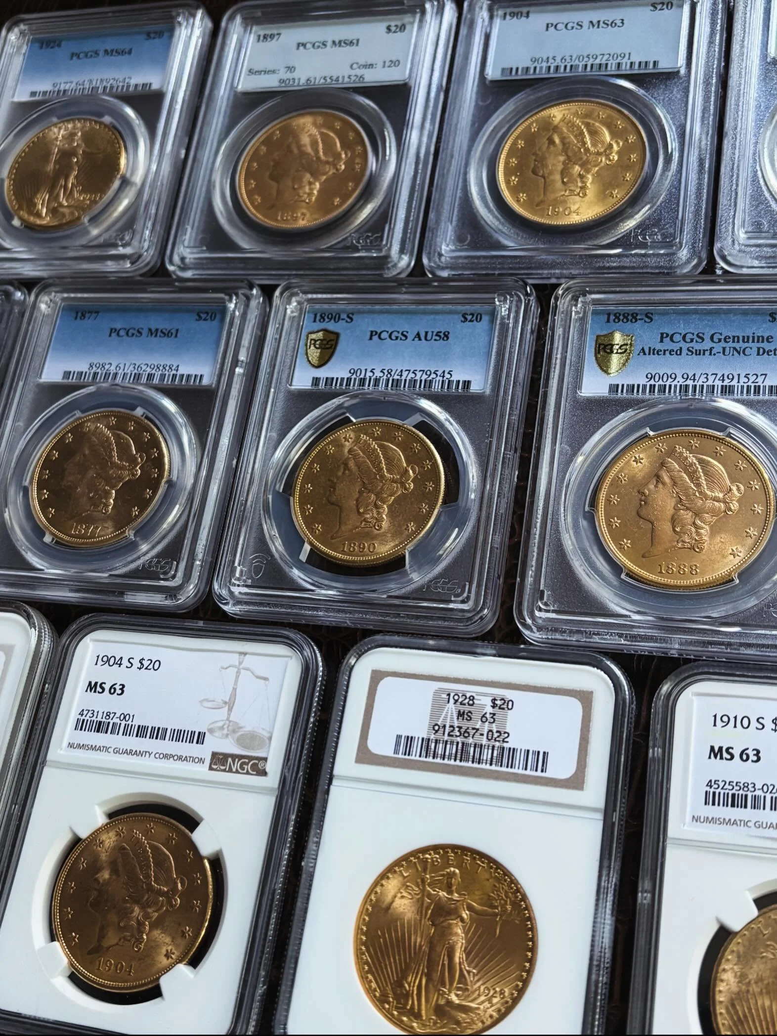 The Gold Standard 🥇🏆
A century later, these coins still have a way of stopping you in your tracks.

#America #Gold #Coins #PCGS