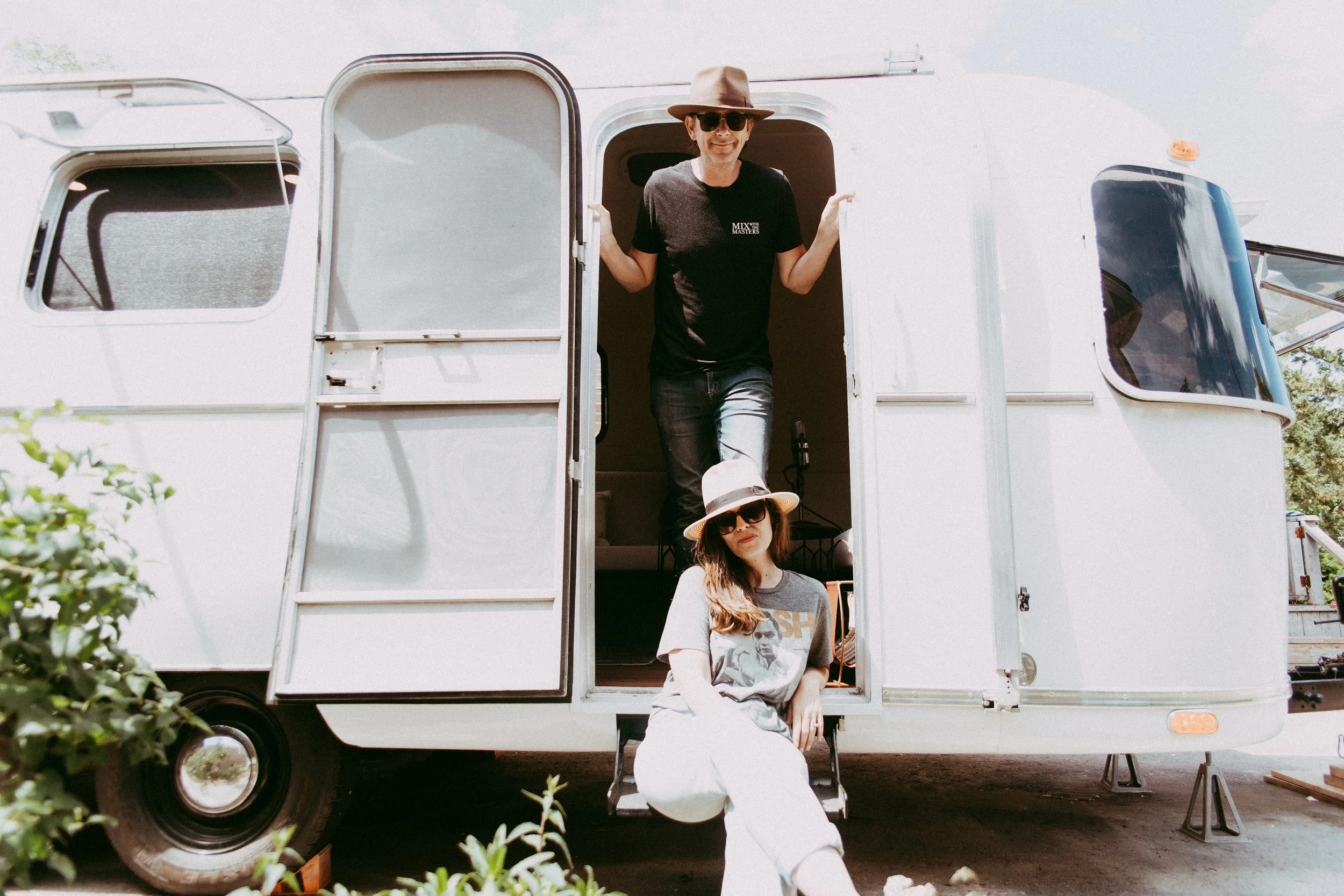 STUDIO B & Pop Up Shop