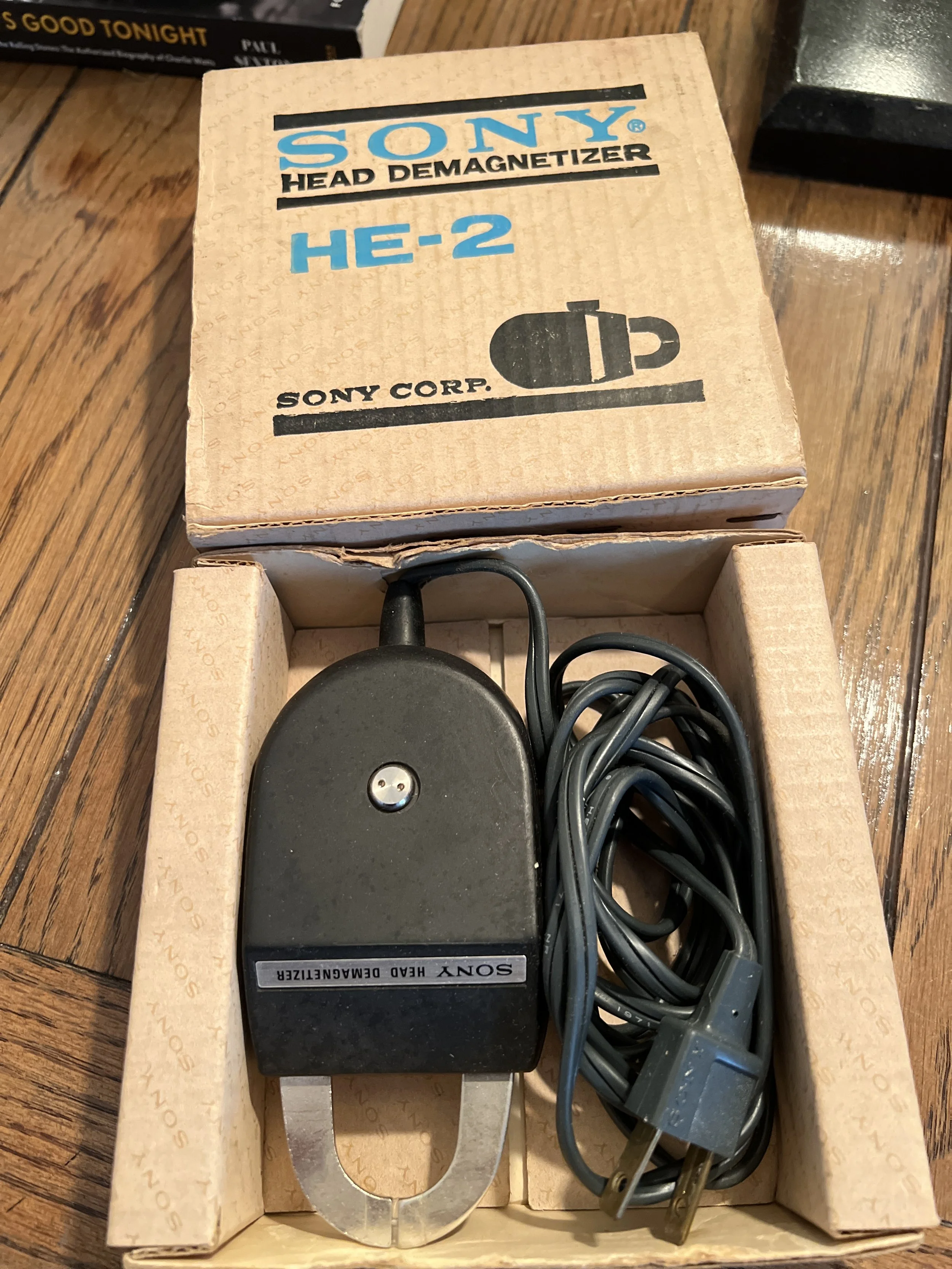 Sony HE-2 Head Demagnetizer