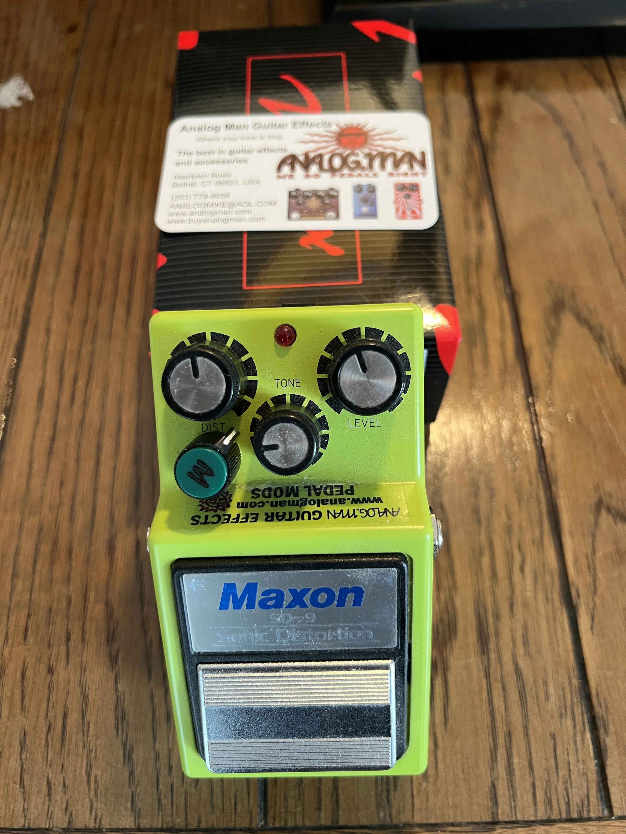 Maxon SD9 w/Analogman Mid Mod