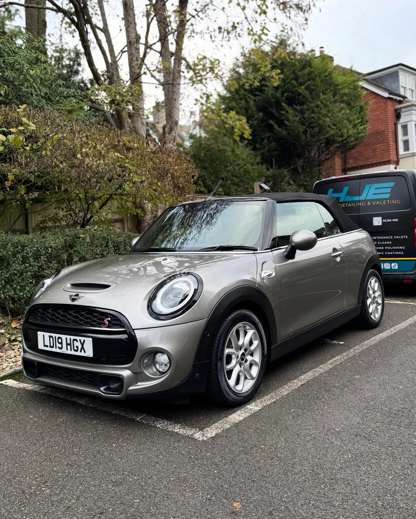 Resurrected and Protected 💦 Mini Cooper S looking brought back to life with a full deep clean &amp; protected with a 6 month paint sealant &amp; soft top roof sealant, ready to tackle that harsh winter weather 🛡️❄️