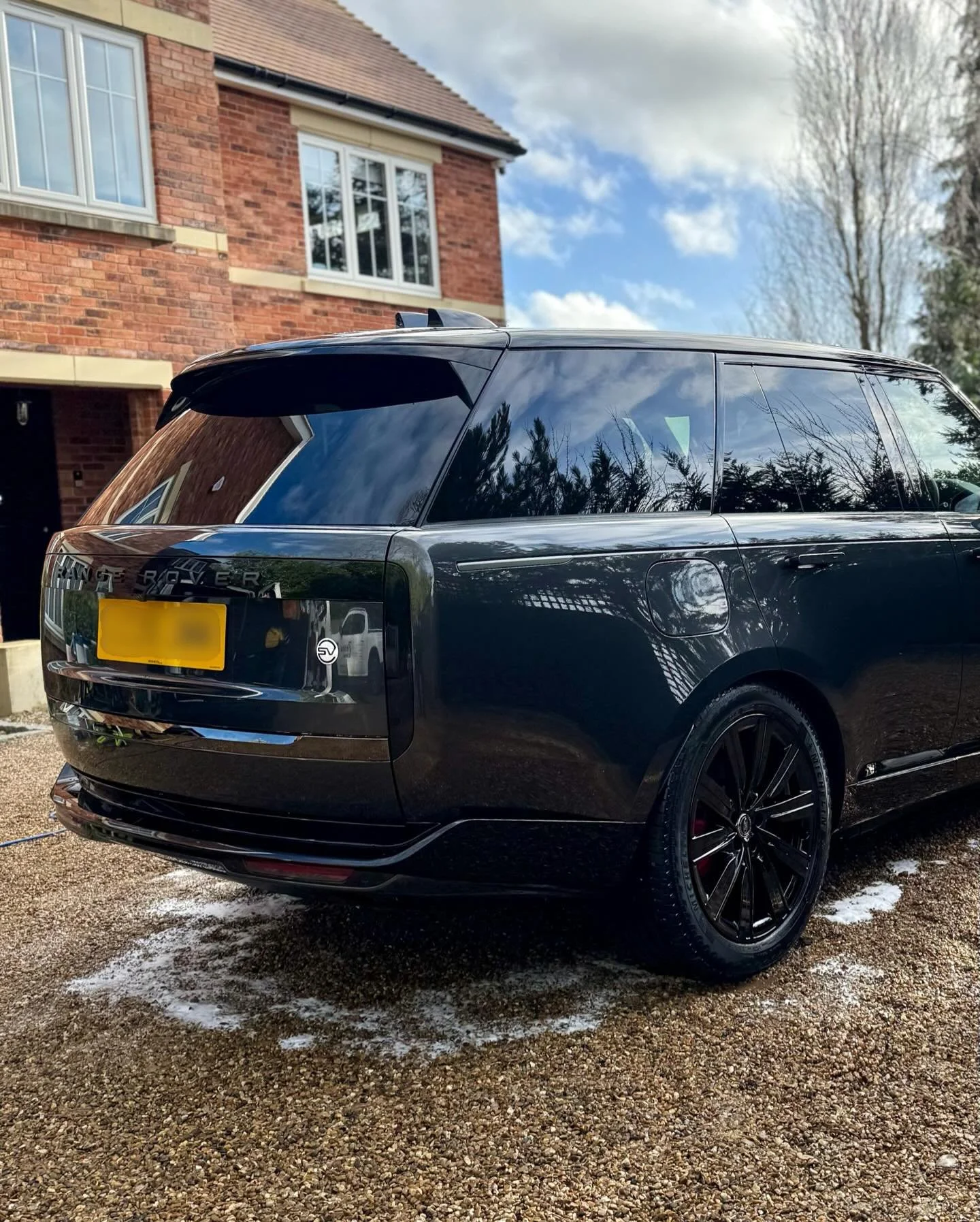 Monthly maintenance keeping this Range Rover SV flawless all year round ✨🚘