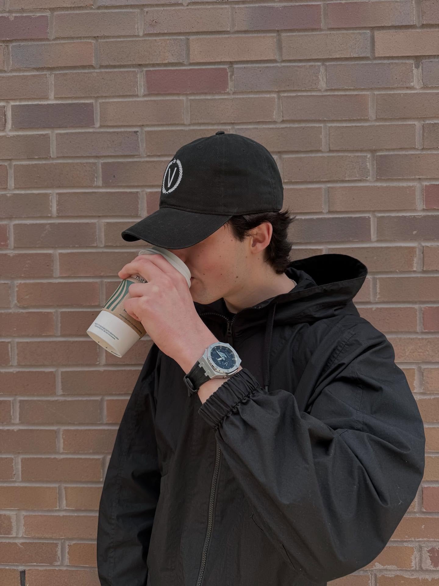 Early mornings ☕️ 

@shem.var 

#vitalityfitt #fitness #workout #dayinthelife #lifestyle #wellness
#fitnessandwellness #therapy #therapy #soul #mind #spirit #versatile #entrepreneur #business #fitnessbrand