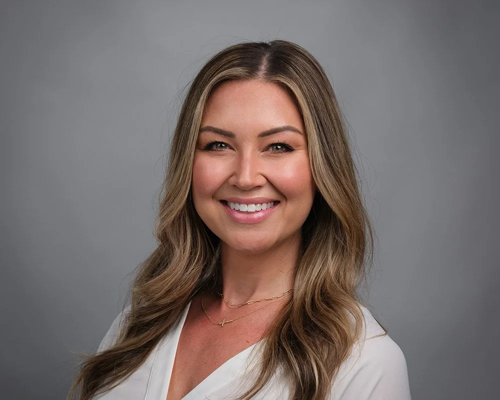 Headshot of a blonde woman