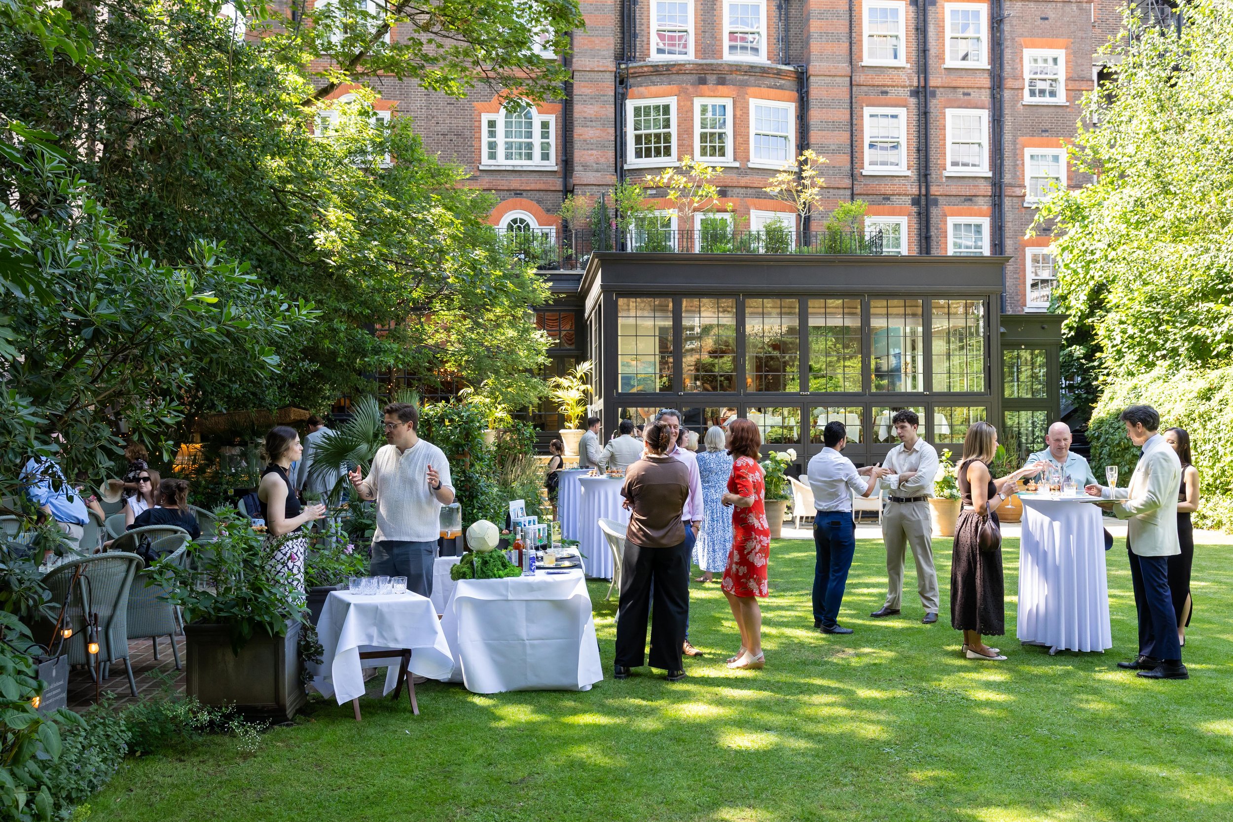 Freezeframemedia-PU-GardenParty-8197.jpg