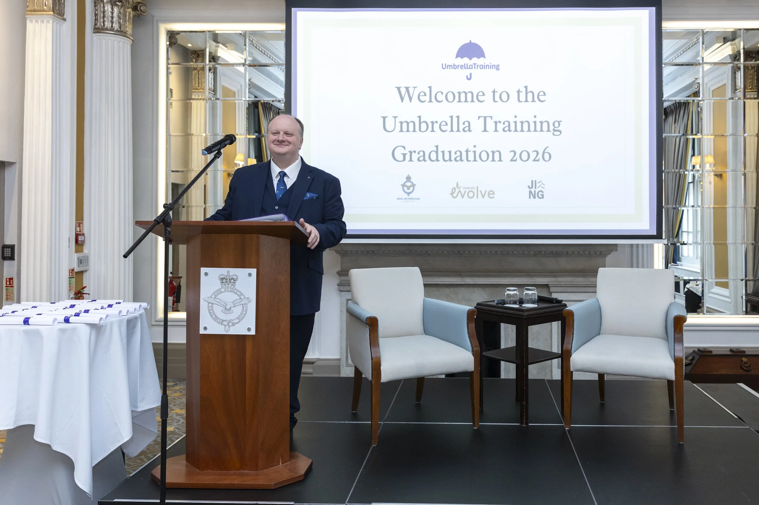 Freezeframemedia-Graduation26-2212.jpg